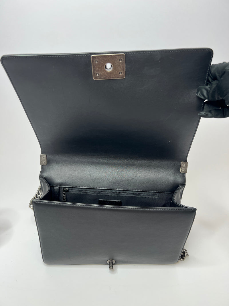 Chanel Boy Bag Large In Black Lambskin Leather