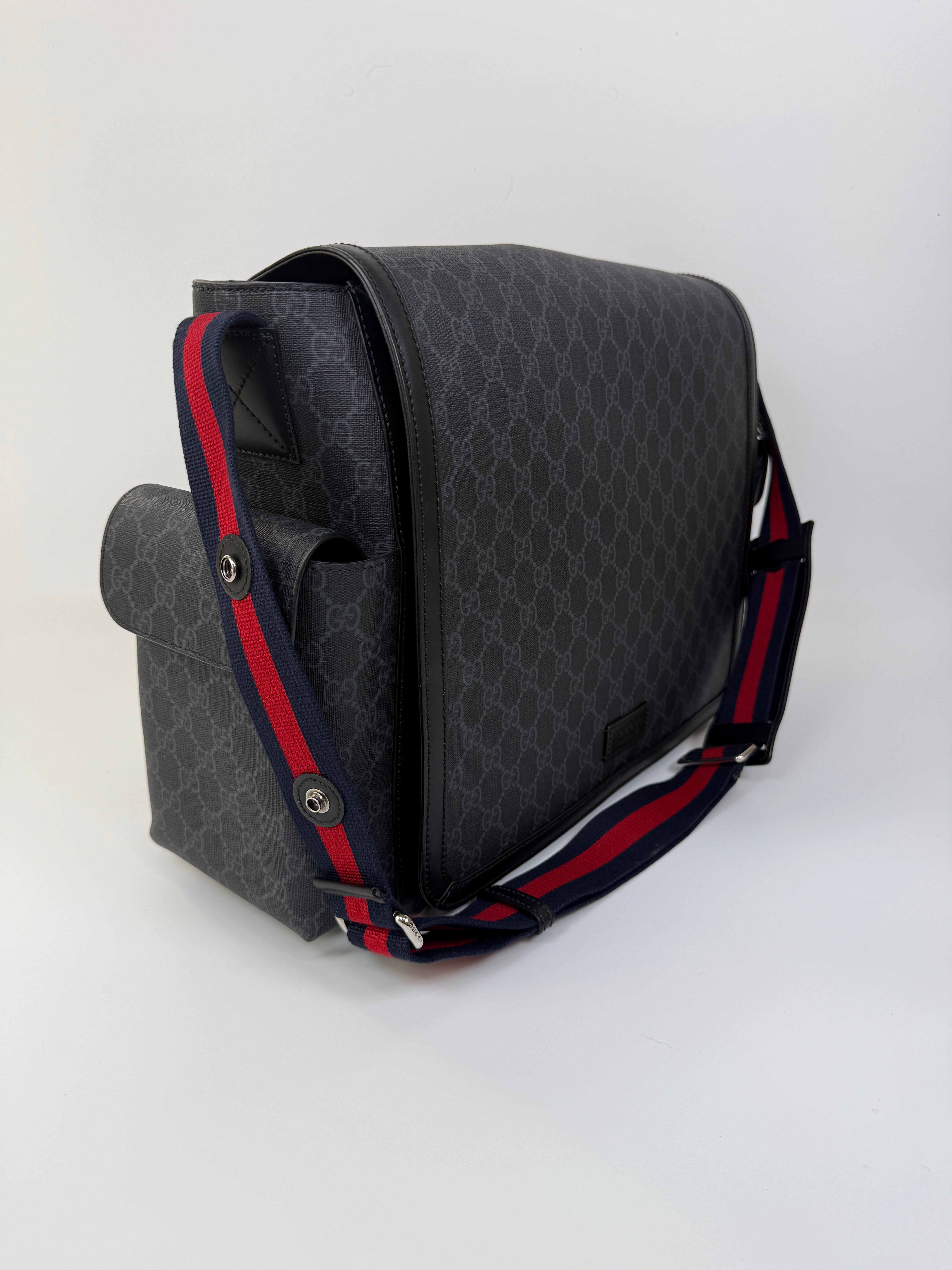 Authentic and preloved Gucci GG Supreme Medium Baby Changing Bag In Black Canvas. Excellent condition. 100% Authenticity guarantee 