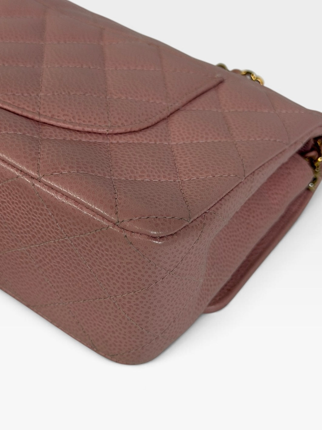 *RARE* Chanel Vintage Medium Classic Double Flap In Pink Caviar Leather With 24Kt Gold Hardware, authentic and preloved in overall excellent condition 100% guarantee.