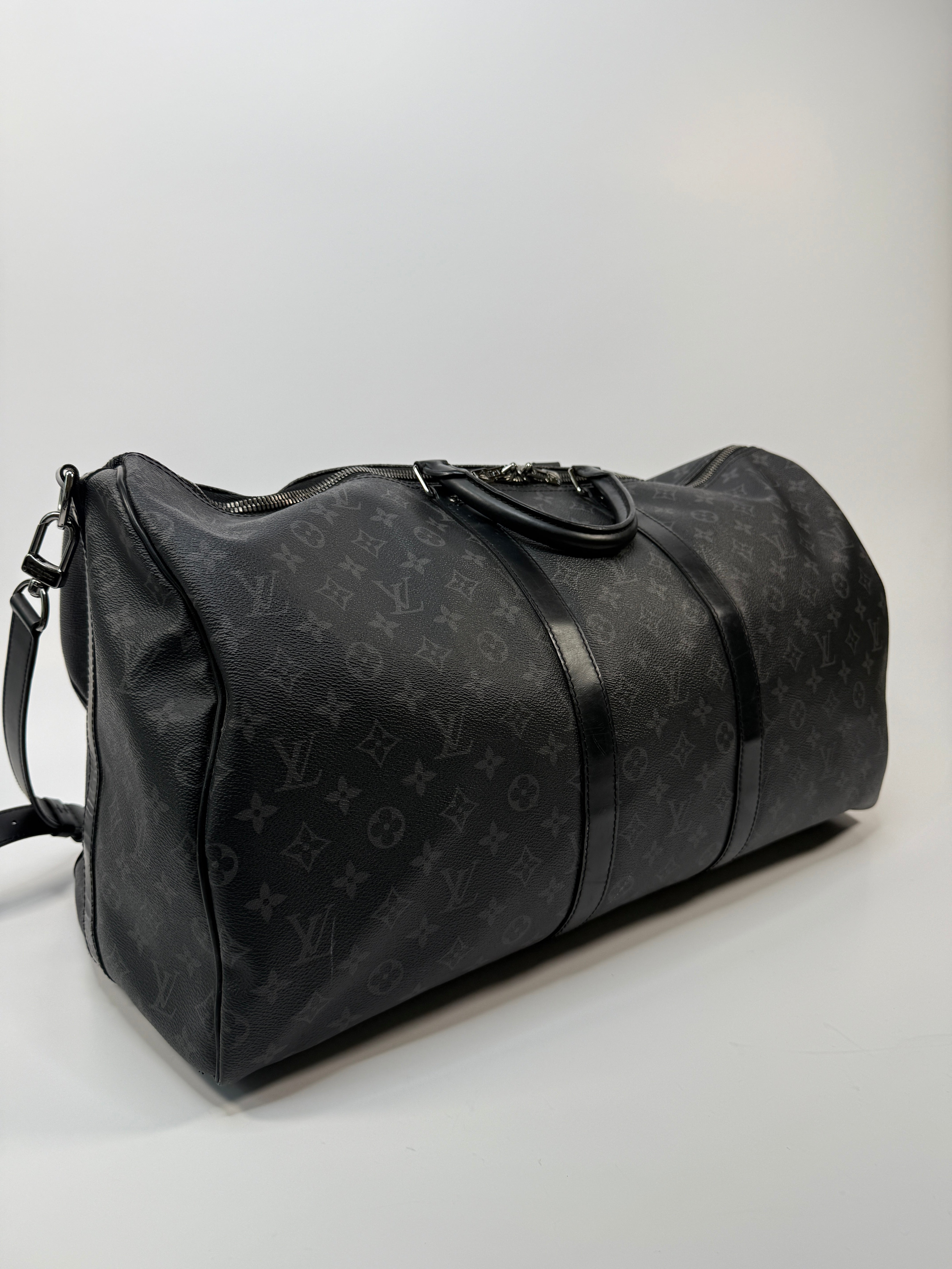 Louis Vuitton Keepall Bandouliere 55 Monogram Eclipse Black, Authentic and preloved. 