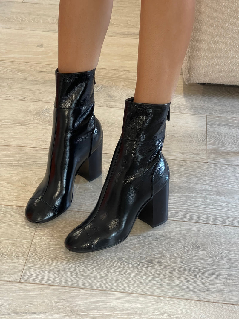Chanel Black Patent Leather Heeled Ankle Boots (Size 38.5 /UK 5.5)