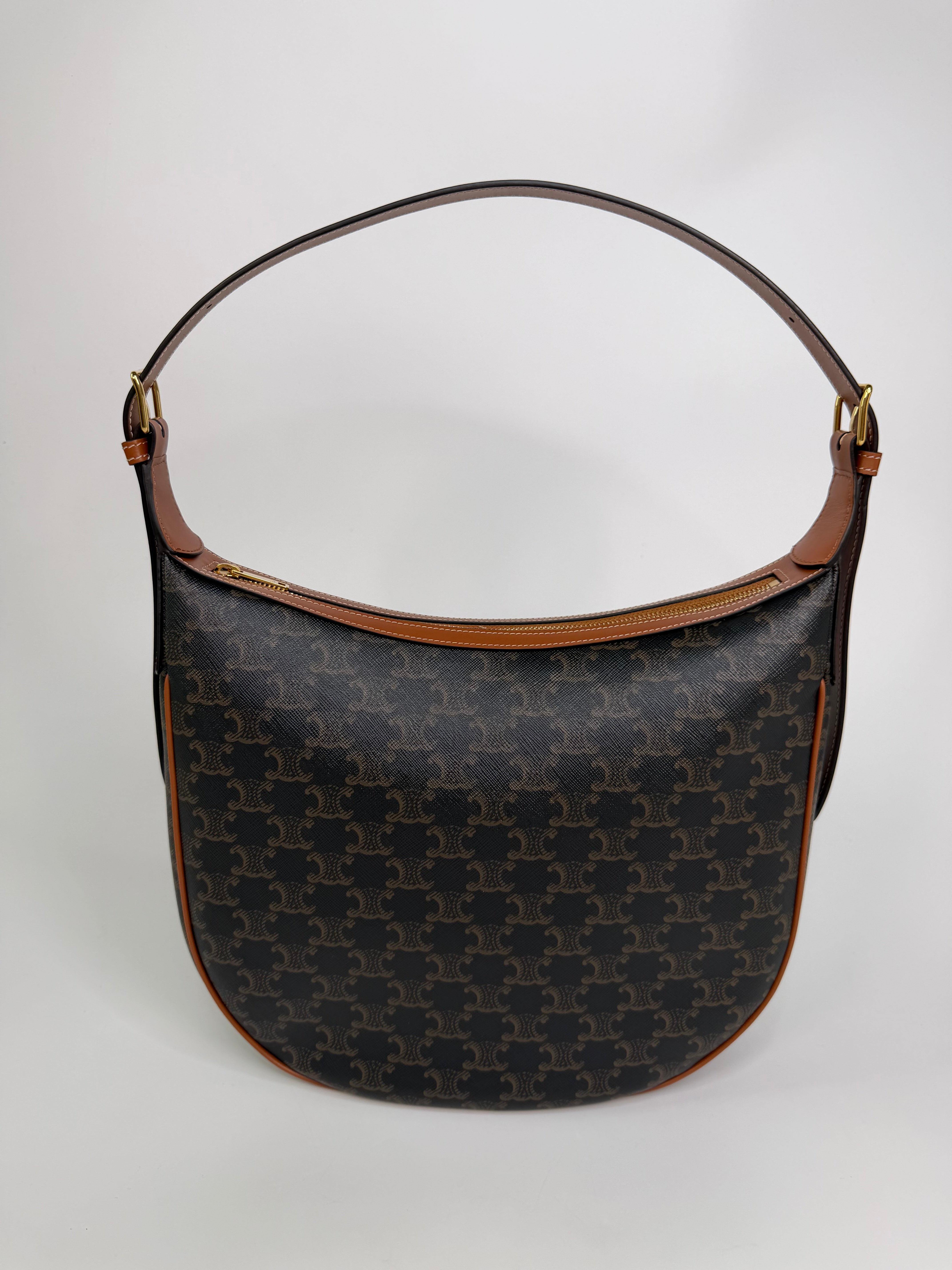 Celine Medium Heloise Triomphe Shoulder Bag. Authentic and preloved in excellent condition