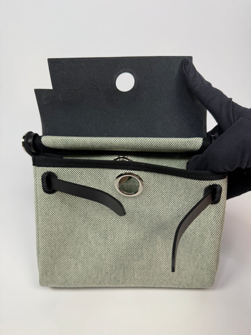 Hermès Herbag Zip 20 Ecru/ Vert Moyen & Noir