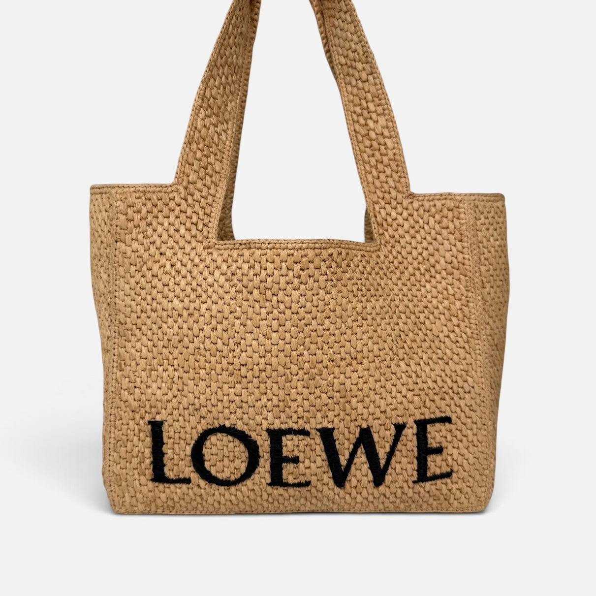 Loewe Medium Font Tote In Natural Raffia With Gold Hardware. Authentic and preloved in excellent condition. Insured next day delivery. Verified by Luxe Cheshire