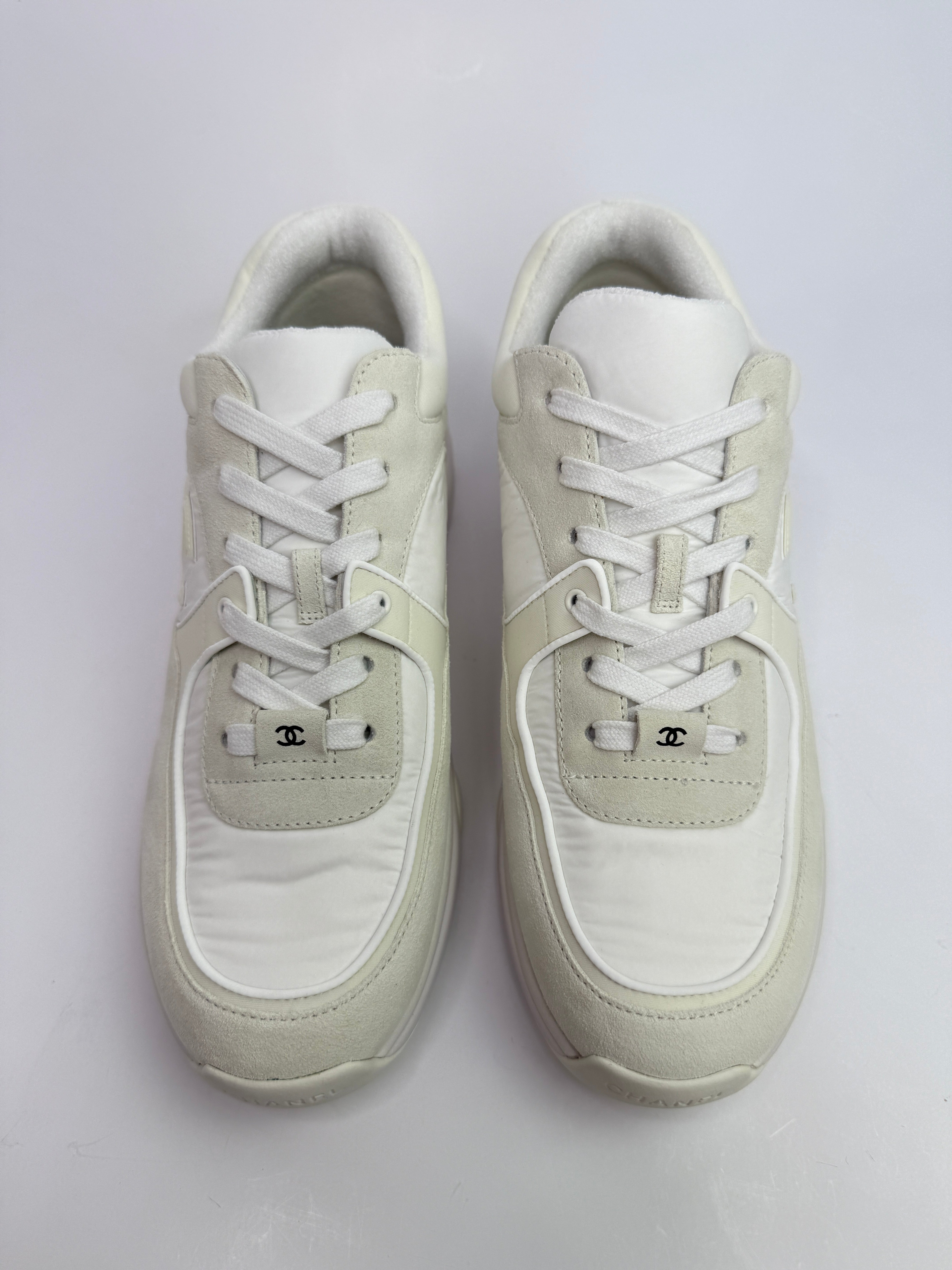 Chanel CC Logo Sneakers(Size 41/UK8)