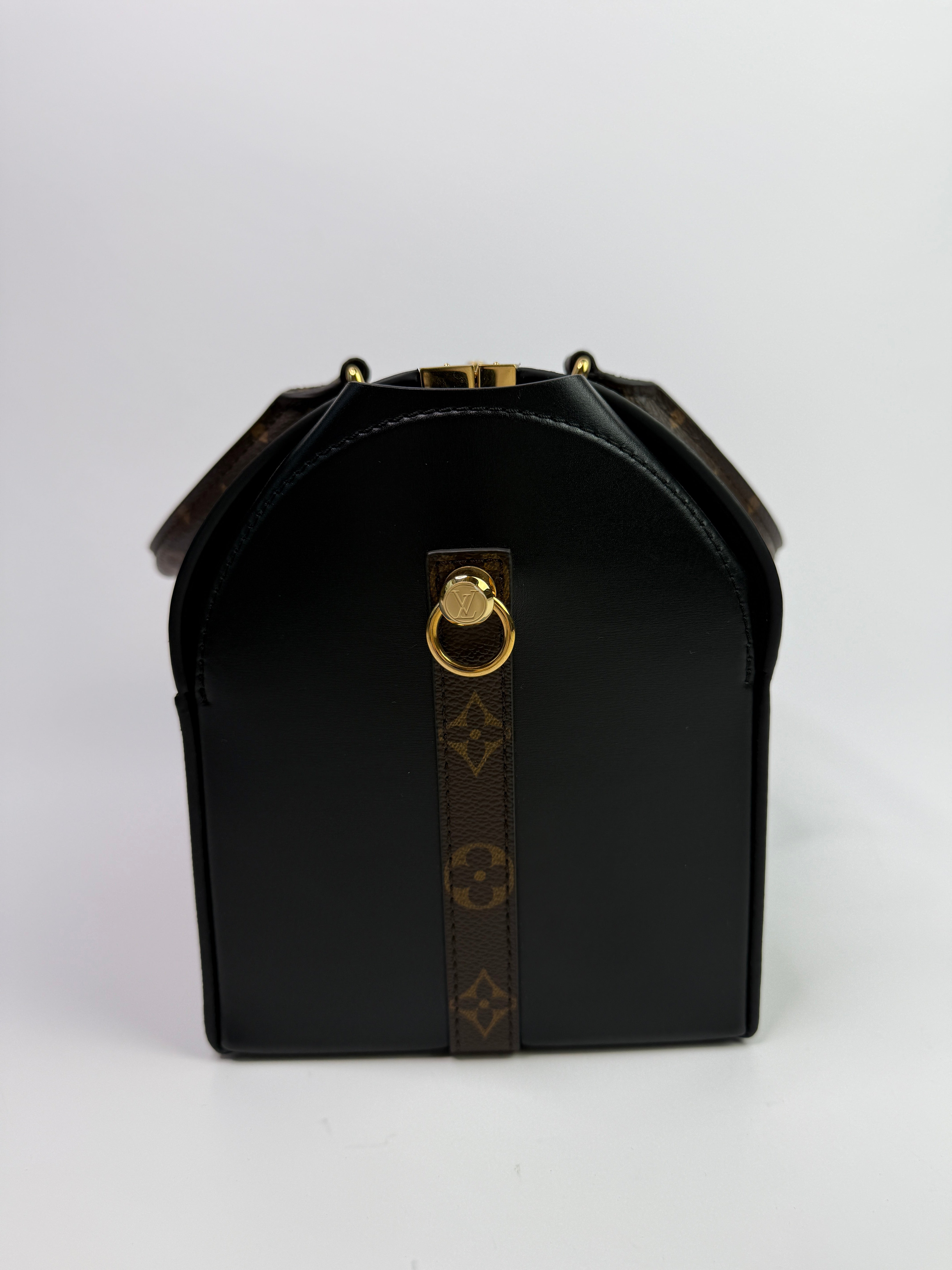 Louis Vuitton Speedy Doctor 25 Brown Monogram. Authentic and preloved