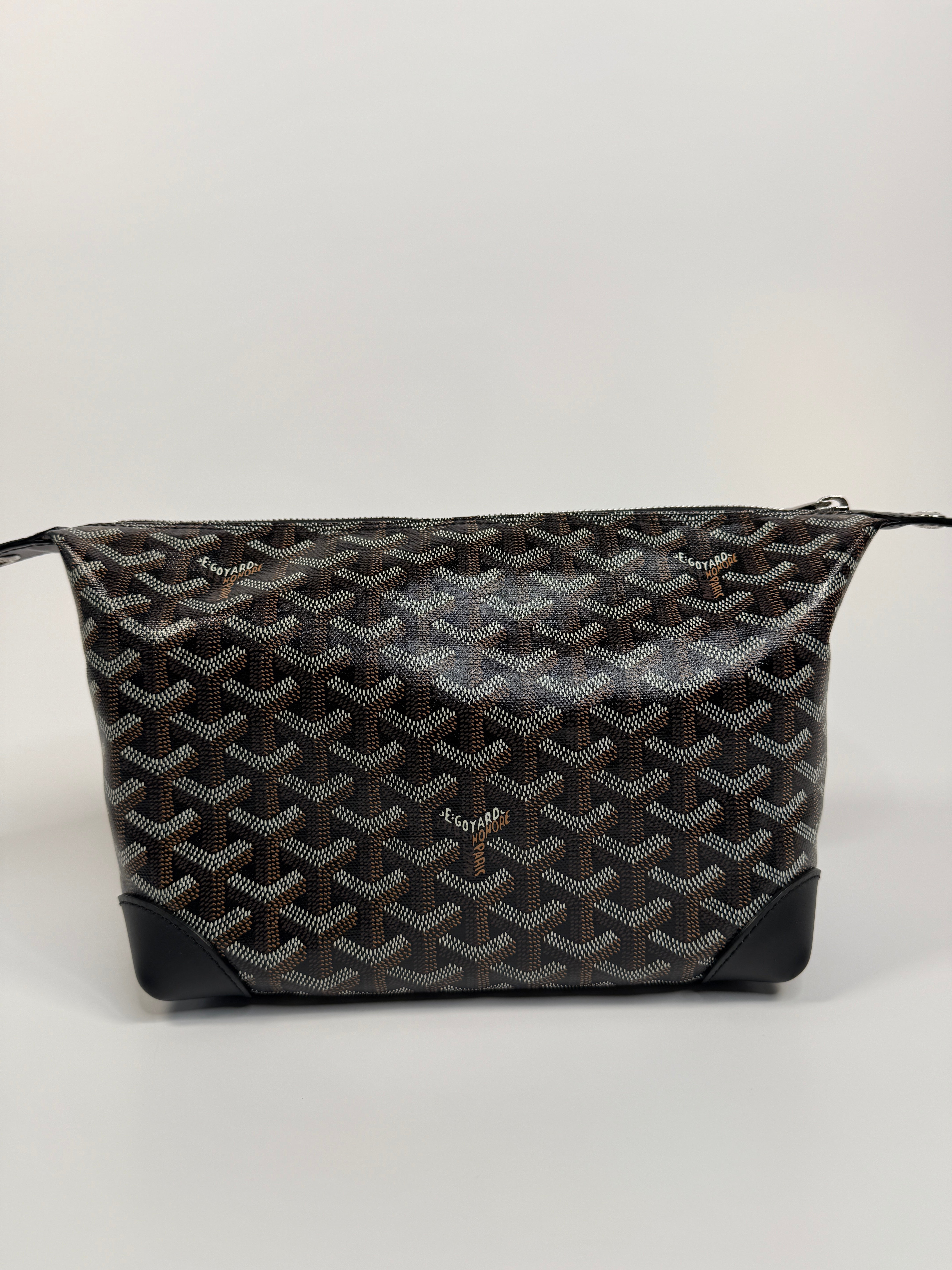 Goyard Toiletry Bowling 26 In Black and Tan Authentic Excellent Condition.