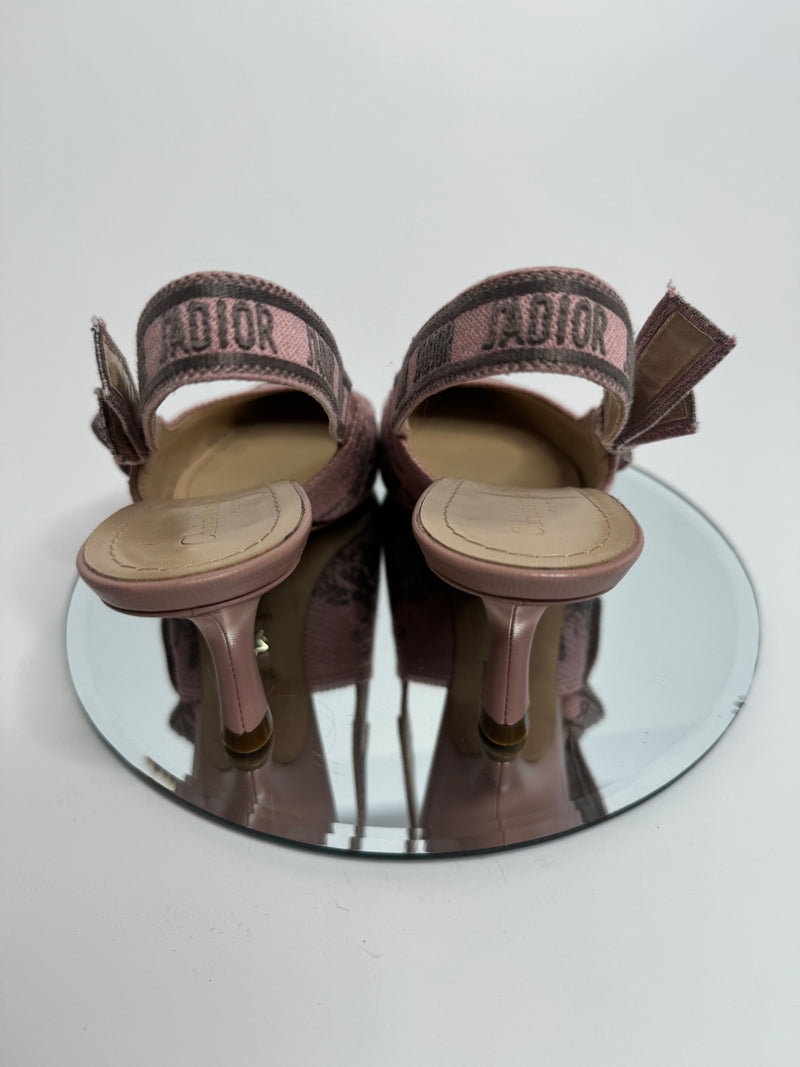 Christian Dior J'adore Singback Pumps (Size 40 /UK 7)