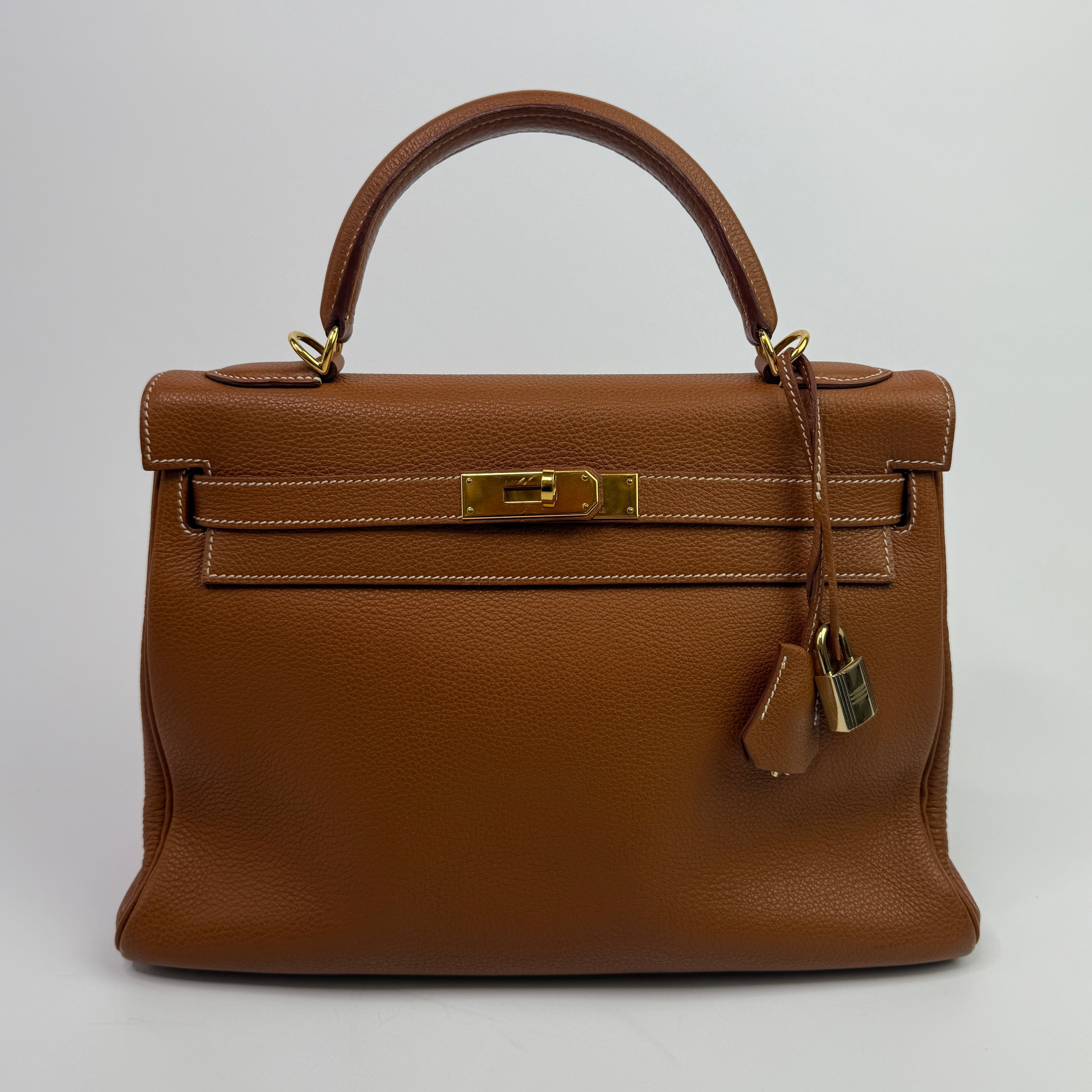 Hermès Kelly 28 In Gold Clemence Leather With GHW