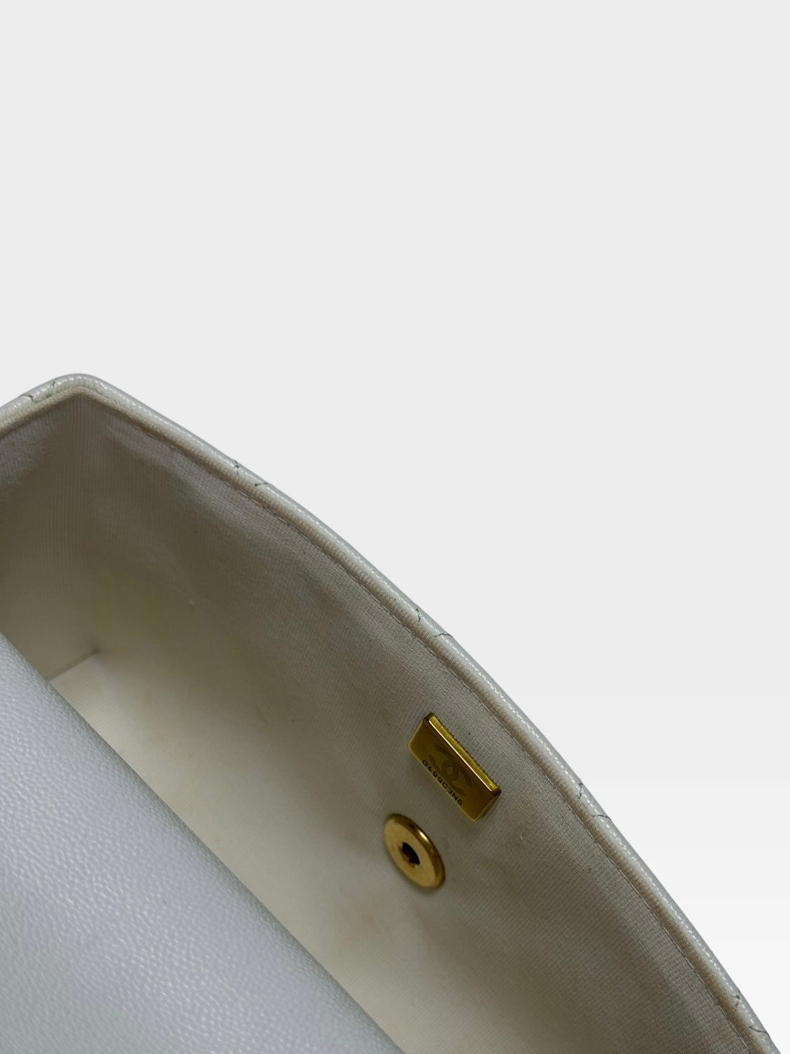 Chanel Mini Flap In White Caviar Leather With Gold Hardware 100% authentic and preloved in excellent condition