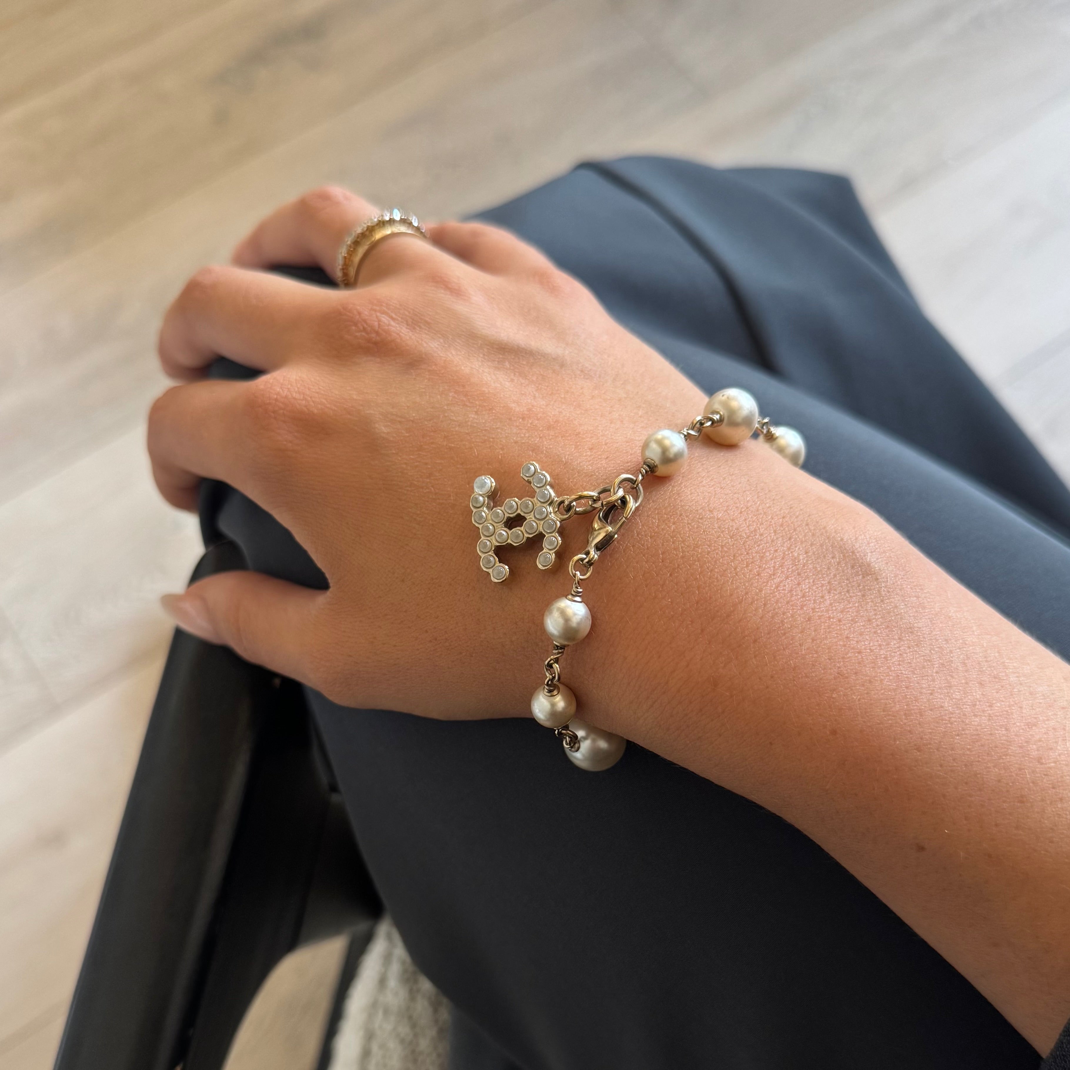 Chanel CC Pearl Bracelet