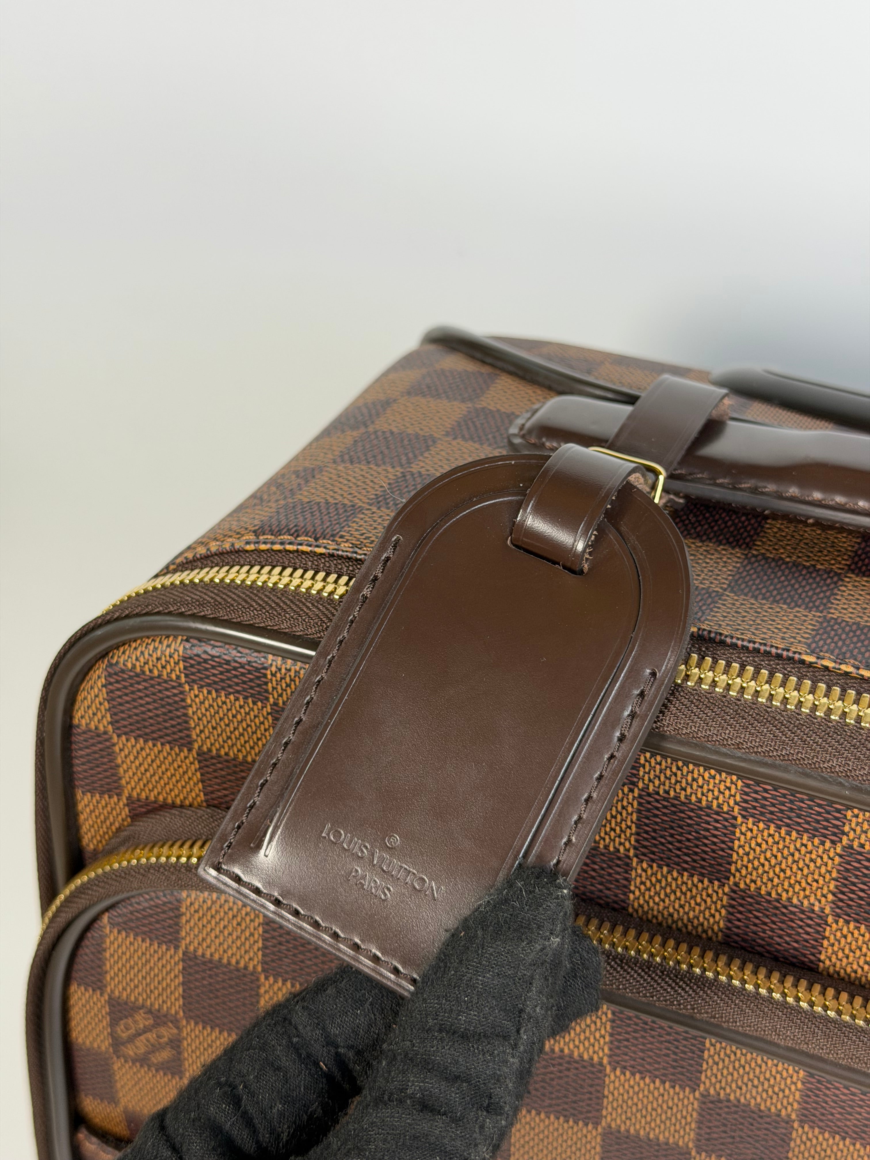 Louis Vuitton Pégase Suitcase In Damier Ebene With Gold Hardware. Authentic and preloved in excellent condition.