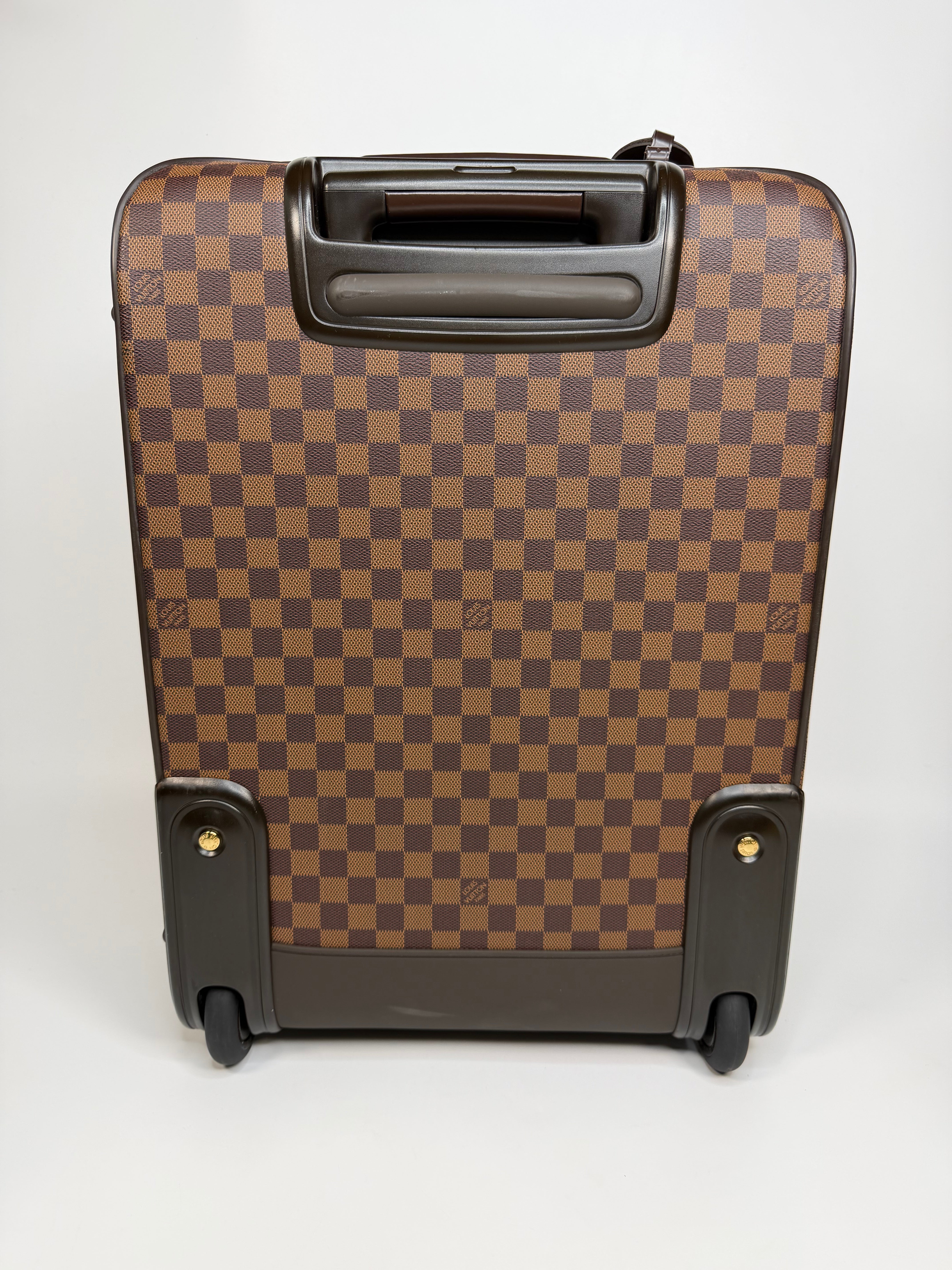 Louis Vuitton Pégase Suitcase In Damier Ebene With Gold Hardware. Authentic and preloved in excellent condition.