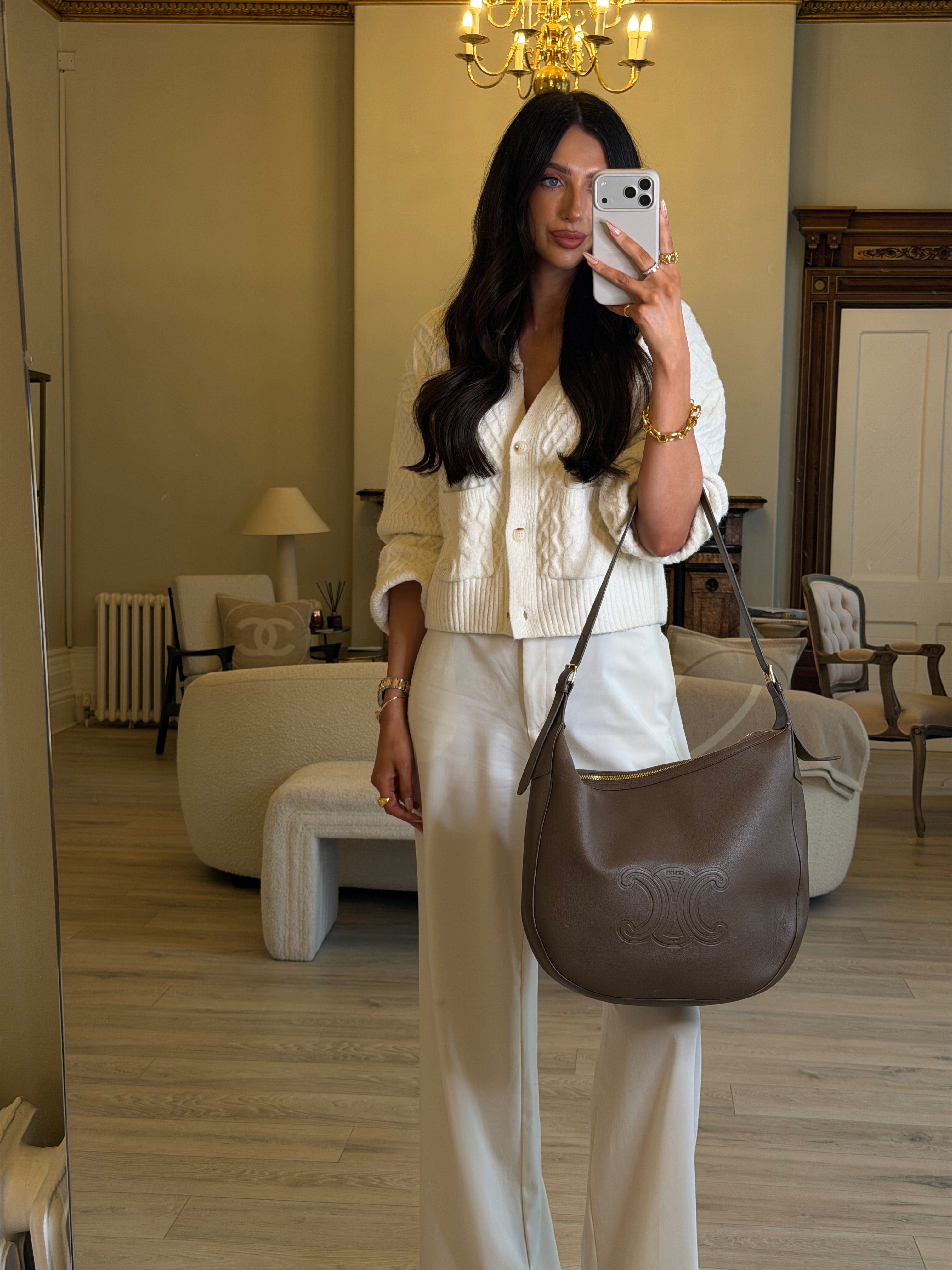 Celine Large Heloise Hobo Shoulder Bag In Glazed Brown Leather Authentic and preloved In Excellent Condition 