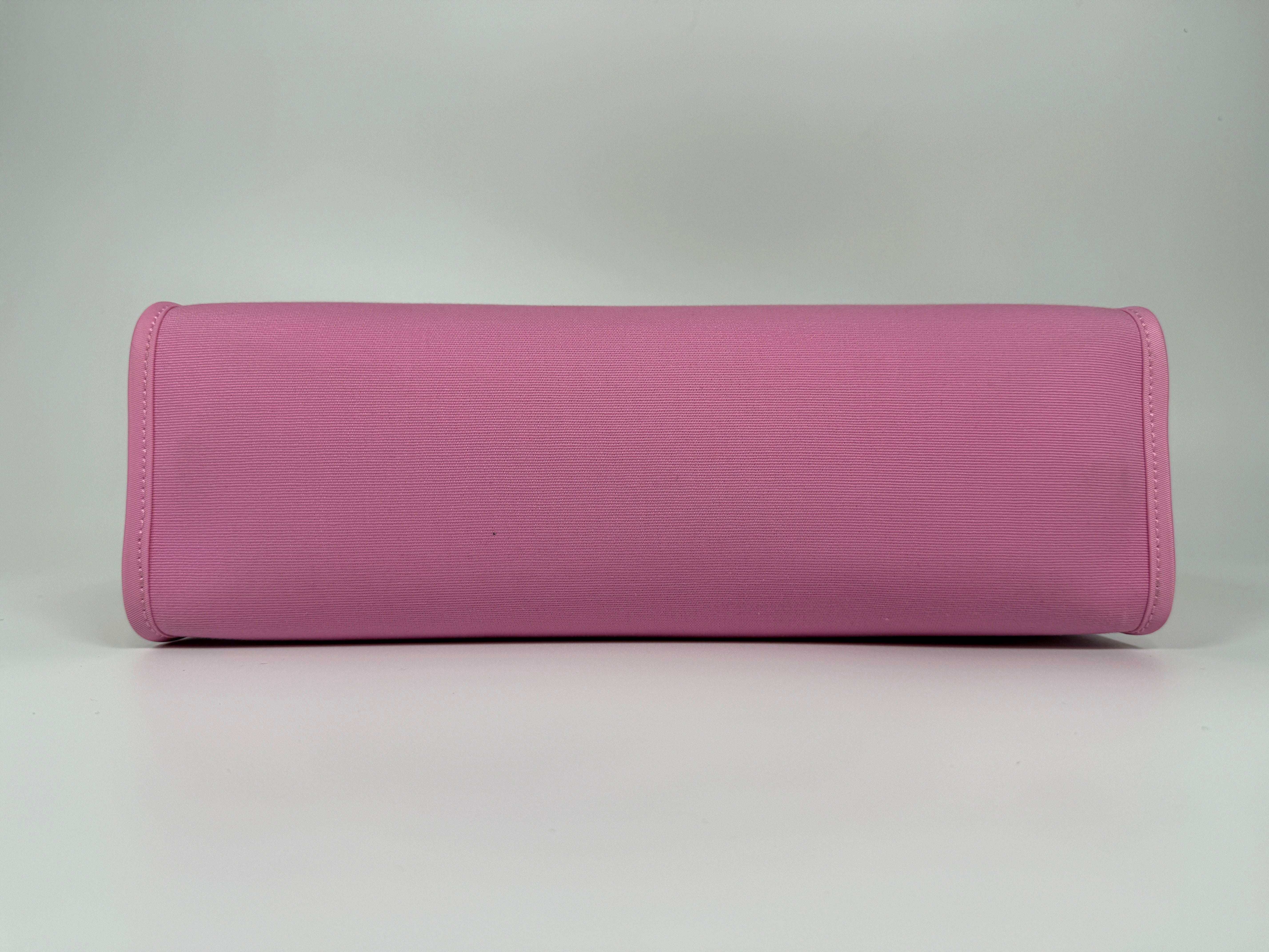 Hermès Herbag 31 Zip In Bubblegum & Cuivre Bag. New and Unused. Authentic and preloved. 100% Authenticity guarantee 