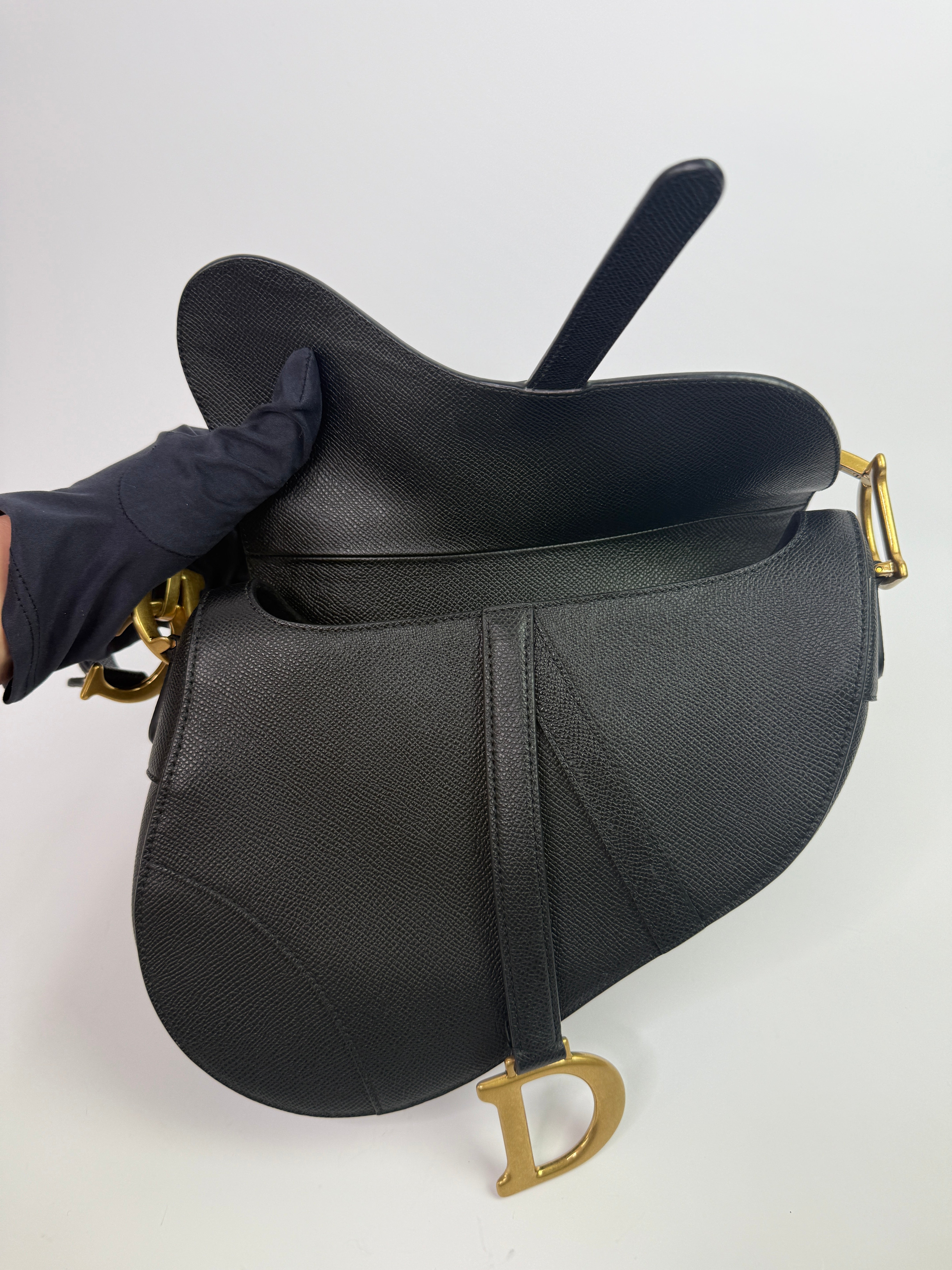 Christian Dior Saddle Bag In Calfskin Leather With Strap