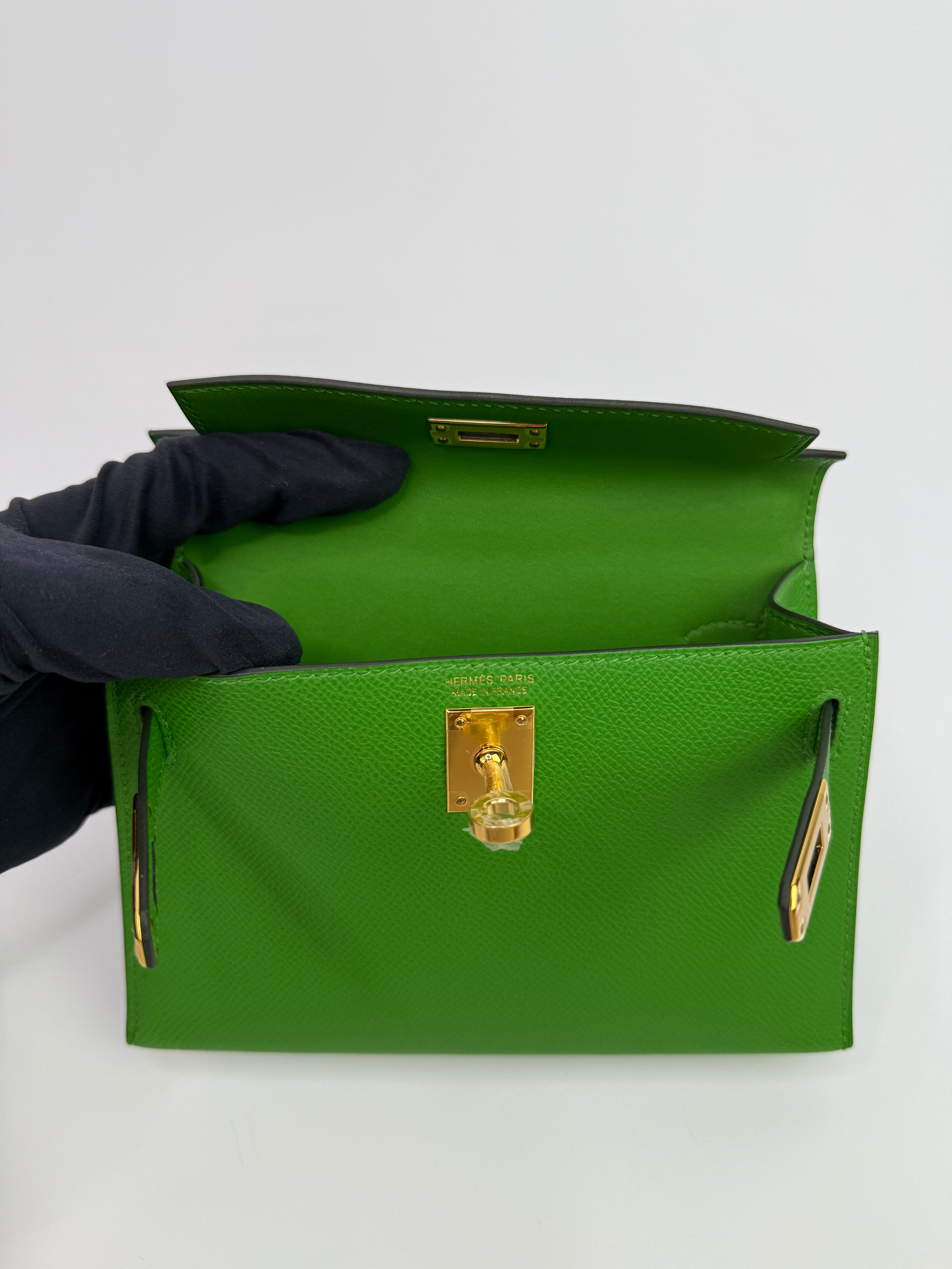 Authentic Pre Loved Hermès Mini Kelly ll In Bambou Epsom Leather With Gold Hardware Excellent Condition