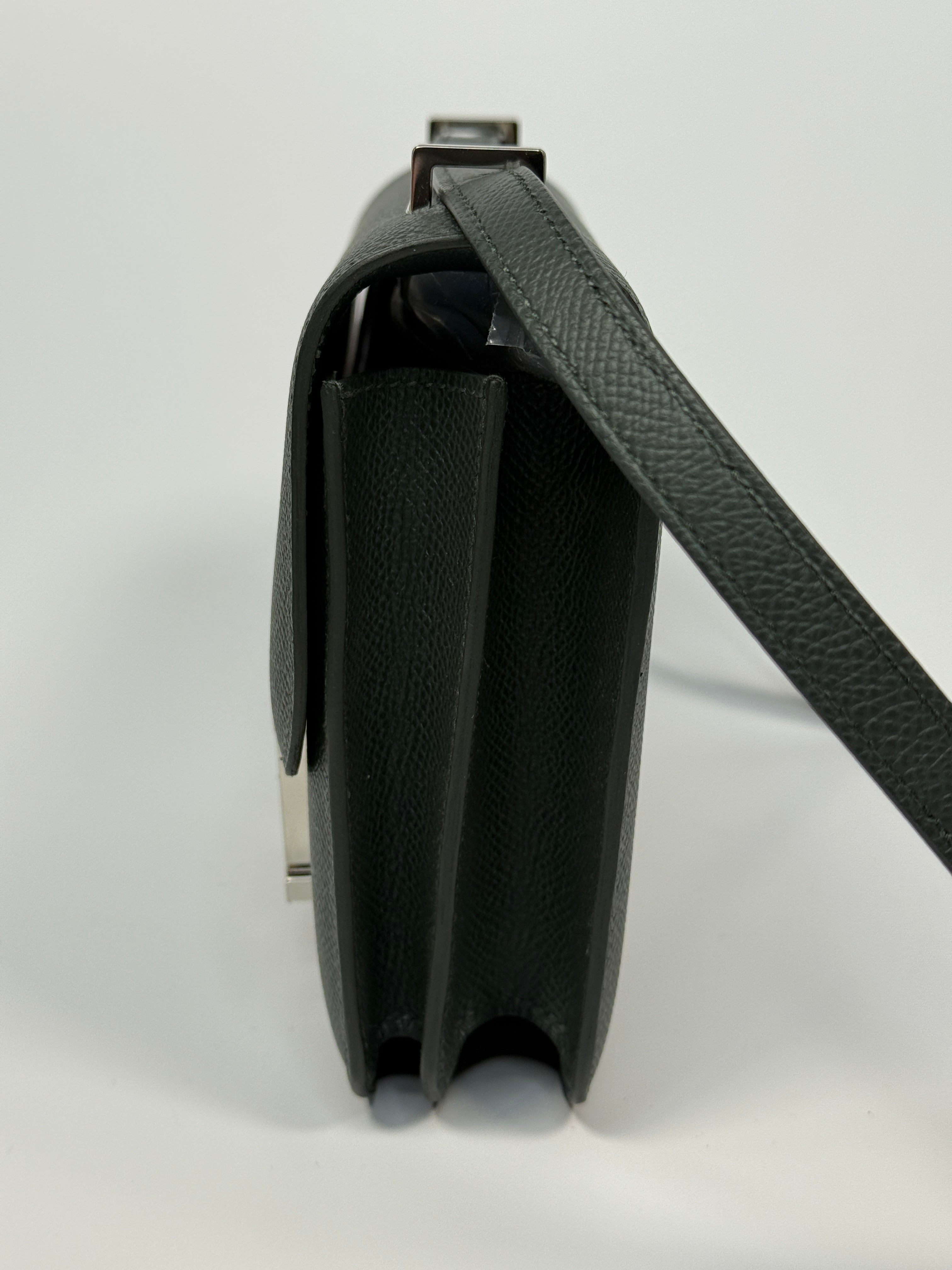 Hermès Constance 18 In Vert Mangrove Epsom Leather With Lacquered Hardware new condition authentic and preloved 