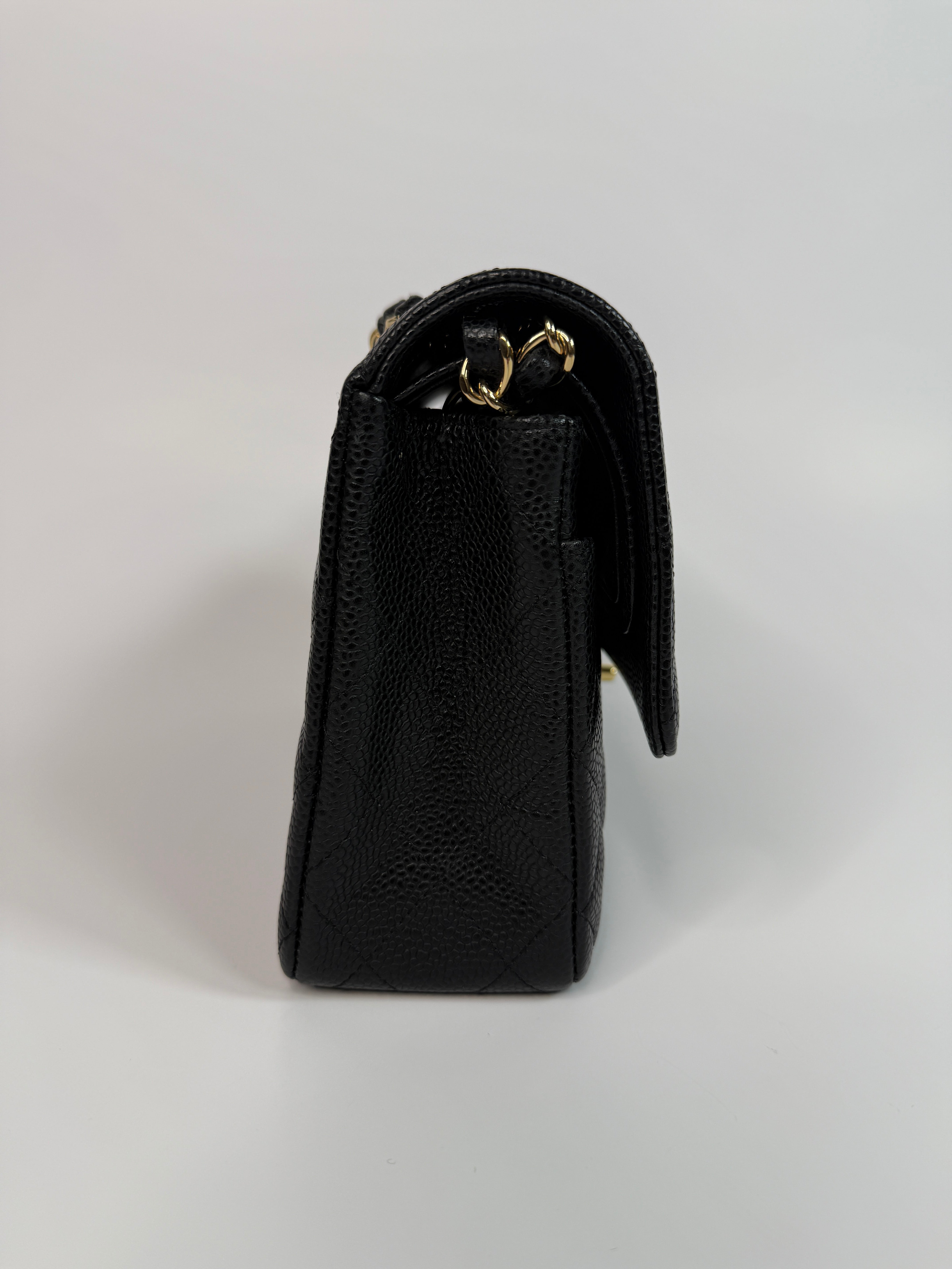 Chanel Medium Classic Double Flap Black Caviar With GHW