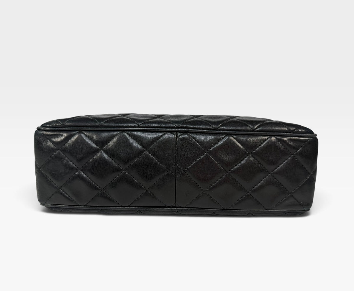 Chanel Vintage Quilted Camera Bag In Black Lambskin With 24kt Gold Hardware 100% authentic and preloved in excellent condition