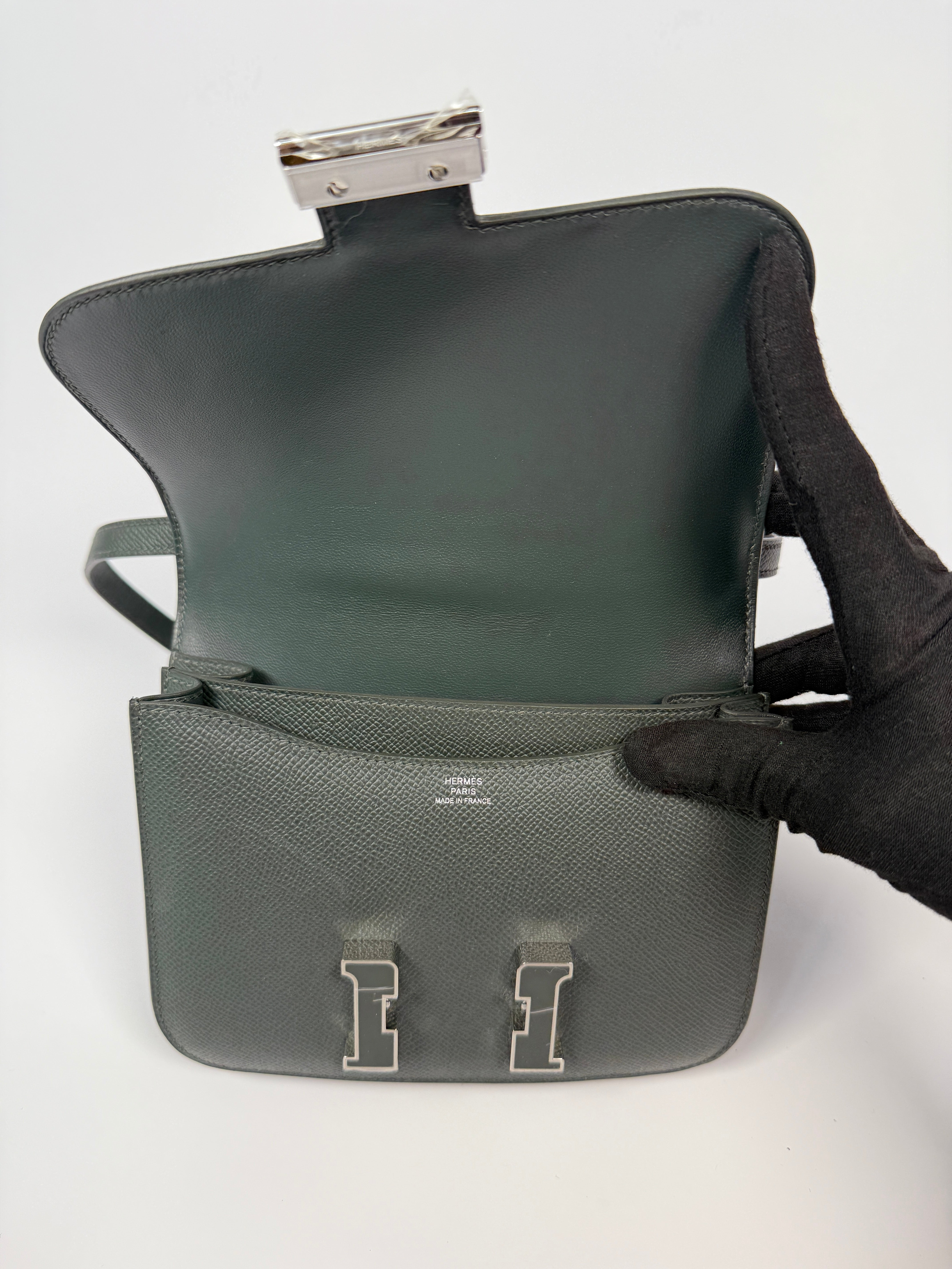 Hermès Constance 18 In Vert Mangrove Epsom Leather With Lacquered Hardware new condition authentic and preloved 