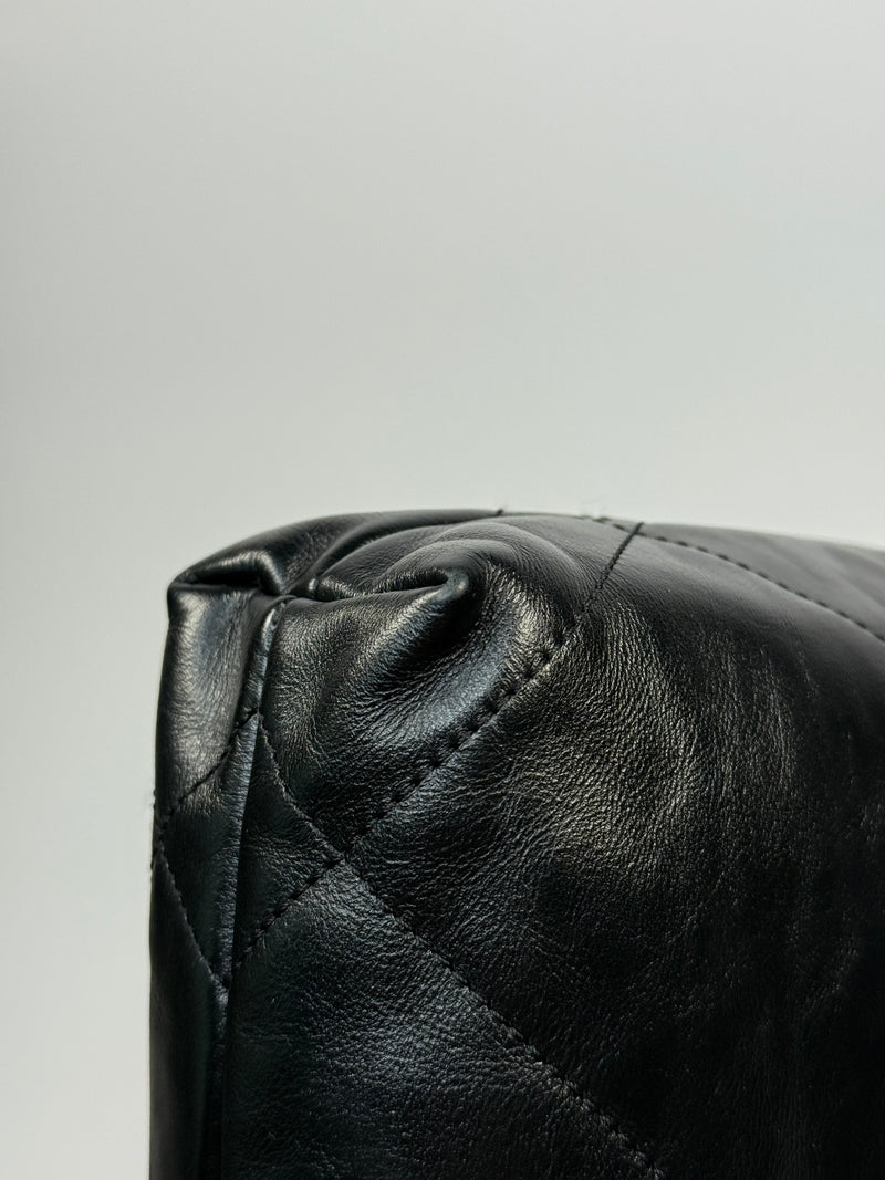 Chanel 22 Mini Bag Black Calfskin With GHW