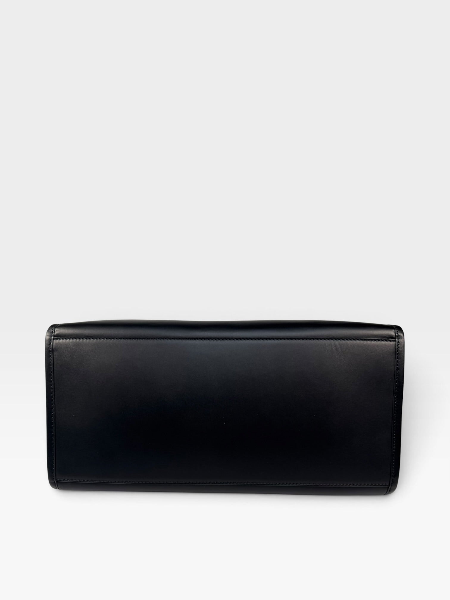 Fendi Roma Tote In Black Leather With Gold Hardware. 100% authentic and preloved in excellent condition.