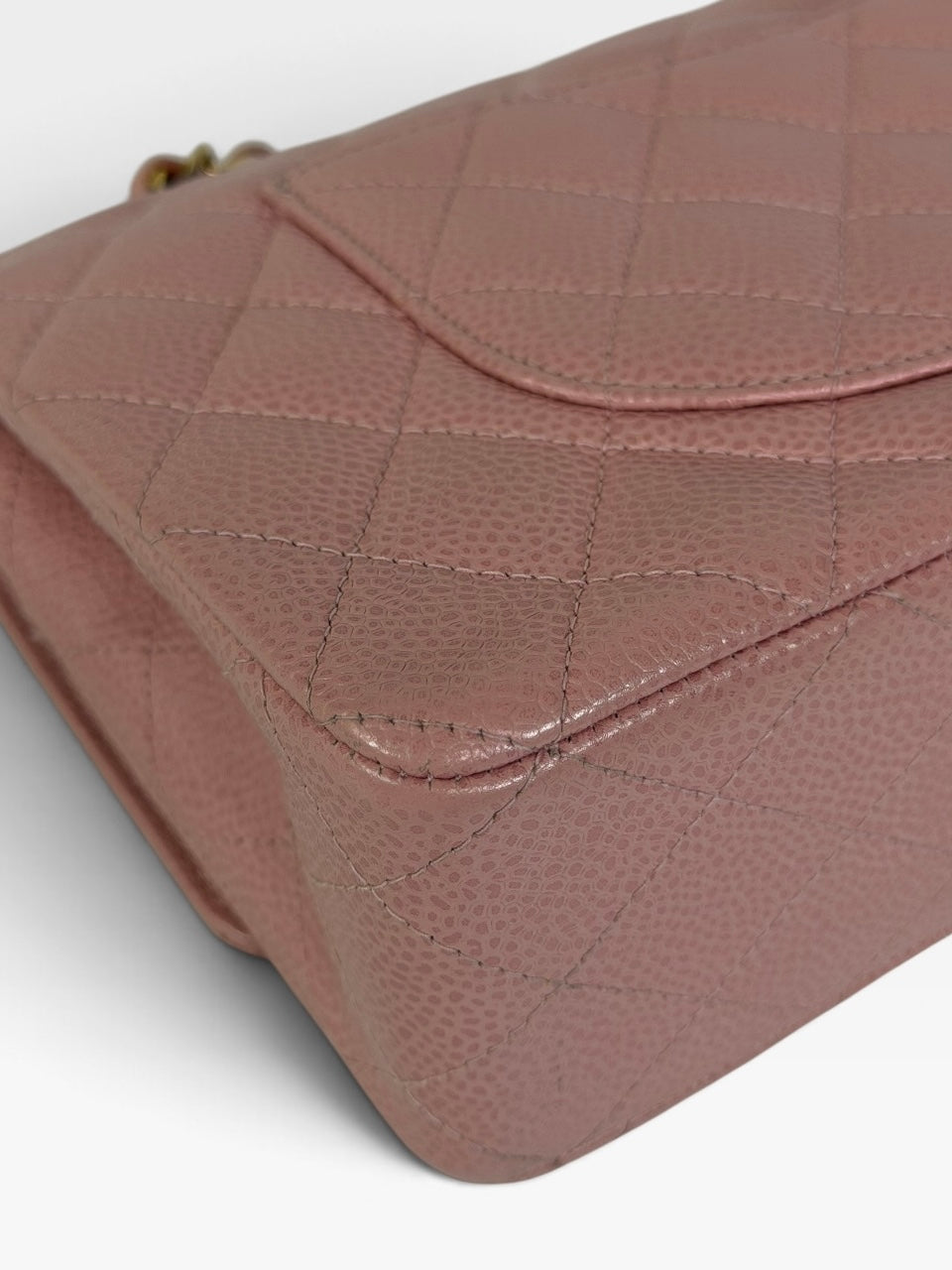 *RARE* Chanel Vintage Medium Classic Double Flap In Pink Caviar Leather With 24Kt Gold Hardware, authentic and preloved in overall excellent condition 100% guarantee.