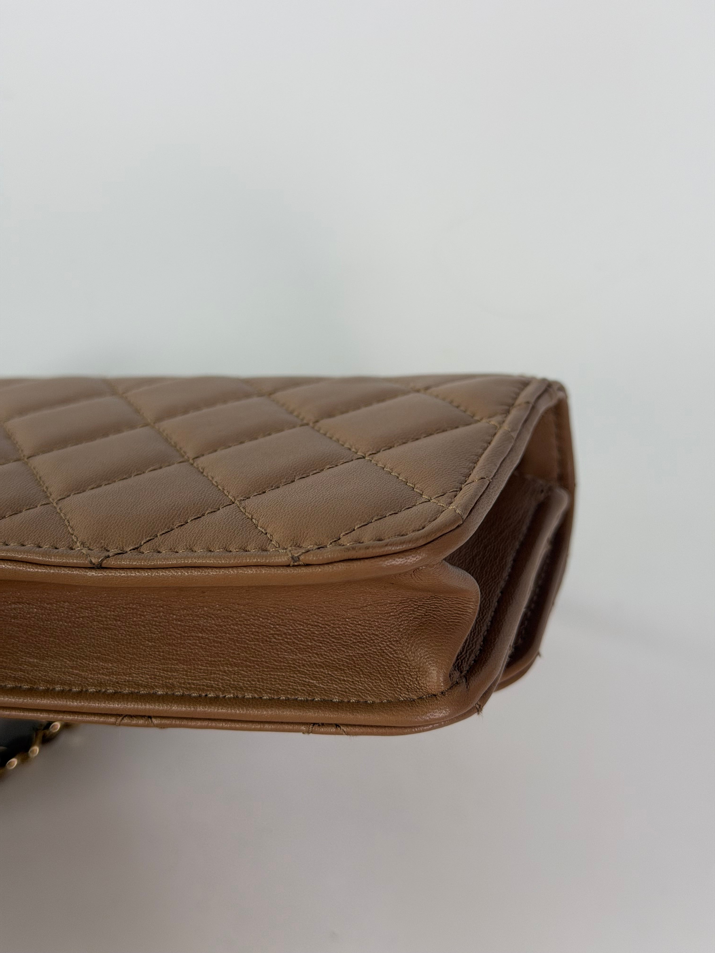 Chanel Trendy Wallet On Chain In Beige Lambskin With Gold Hardware. Authentic and preloved in excellent condition. 100% guarantee