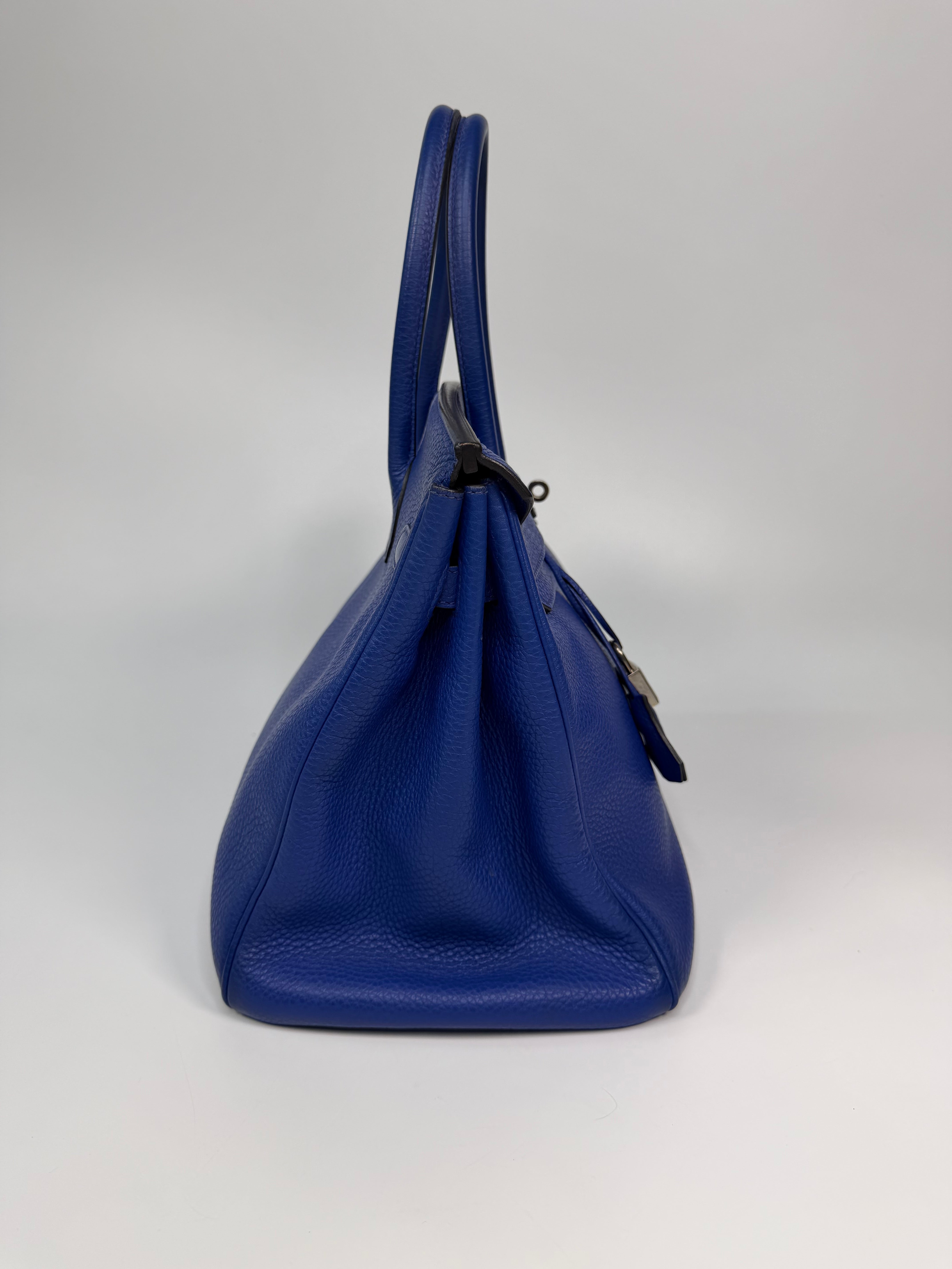 Hermès Birkin 35 Electric Bleu Togo Leather With Palladium Hardware. Authentic and preloved in very good condition.