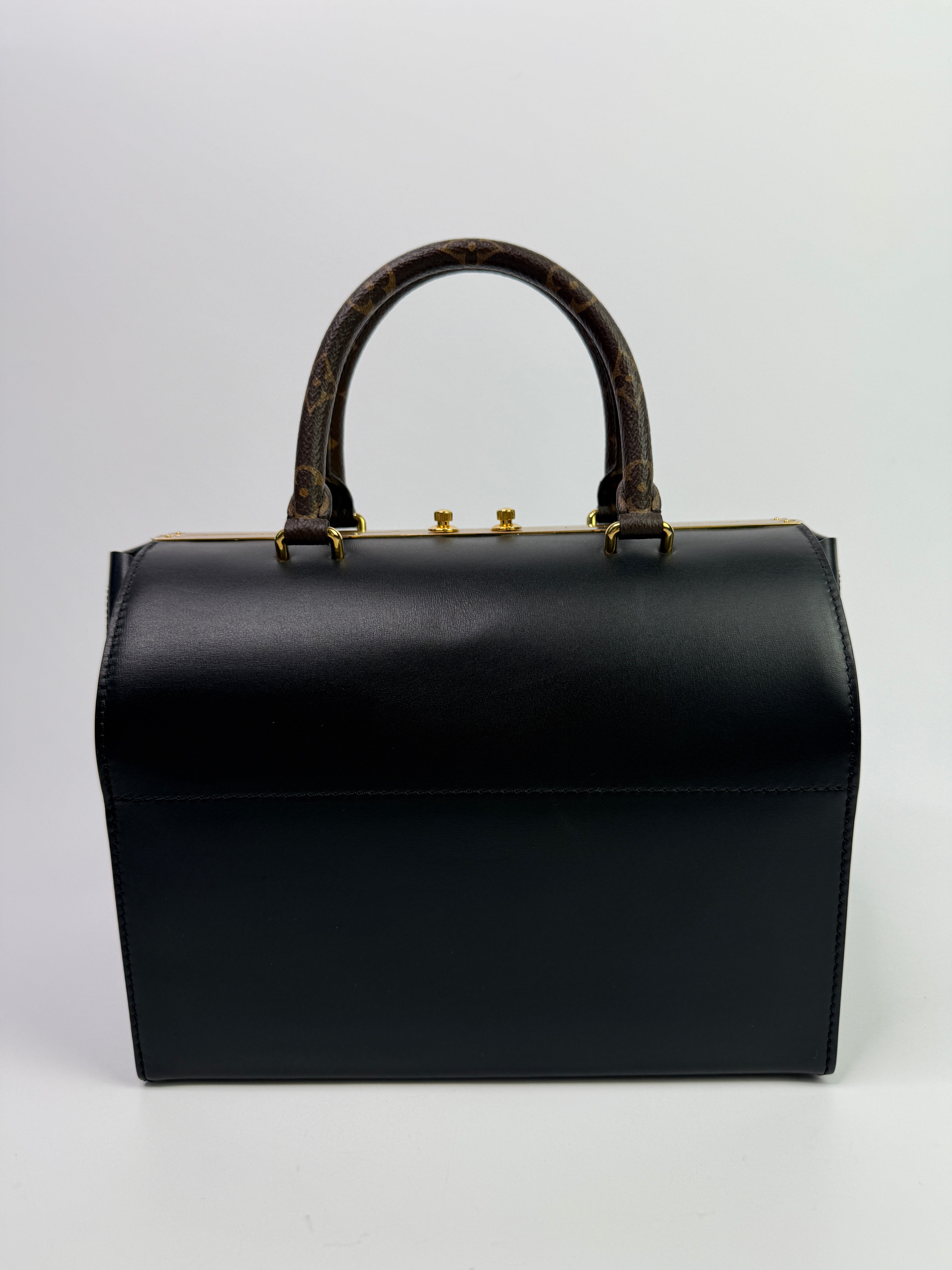 Louis Vuitton Speedy Doctor 25 Brown Monogram. Authentic and preloved