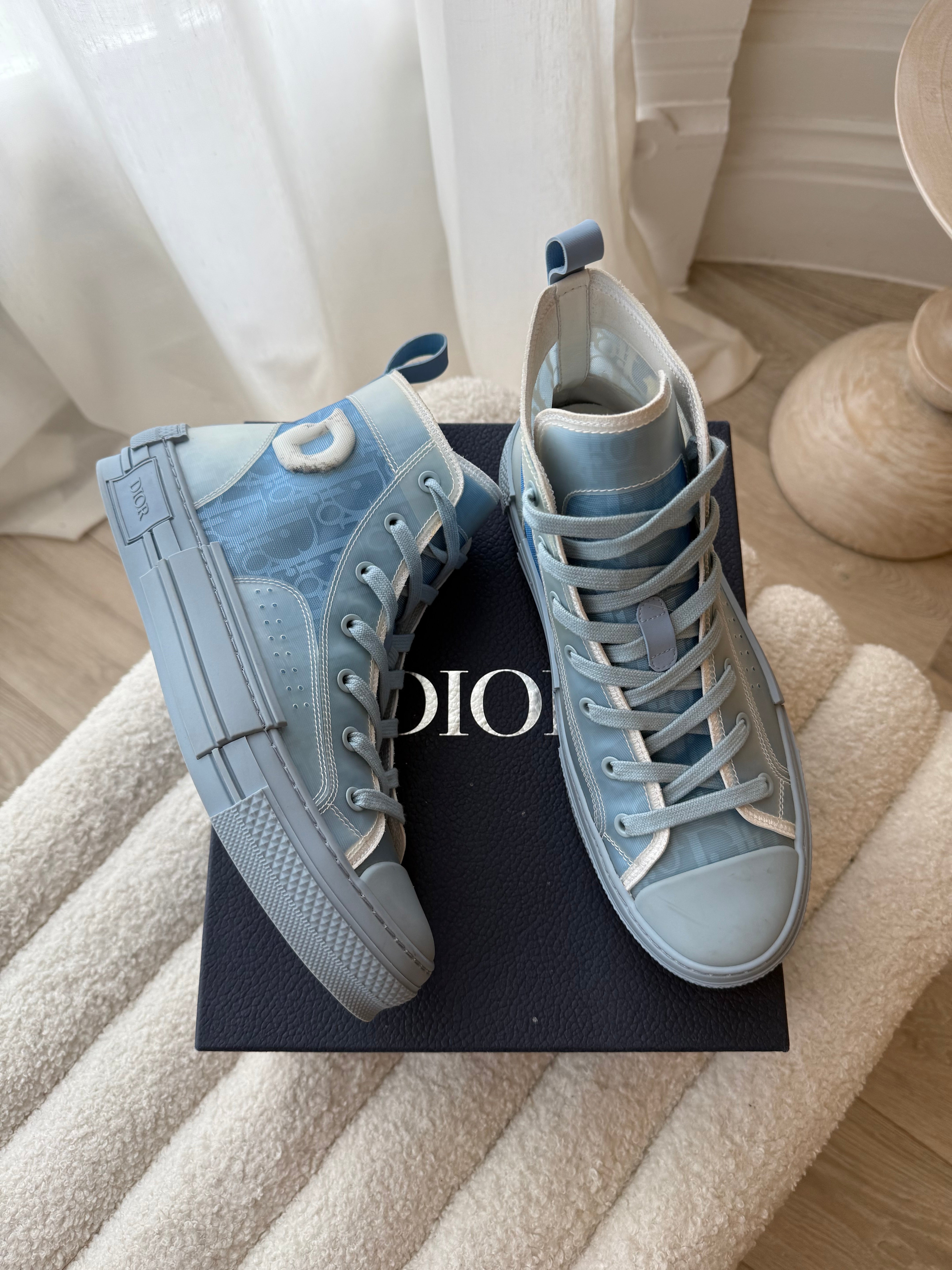 Christian Dior B23 Daniel Arsham High-Top Sneakers (Size40/UK7)