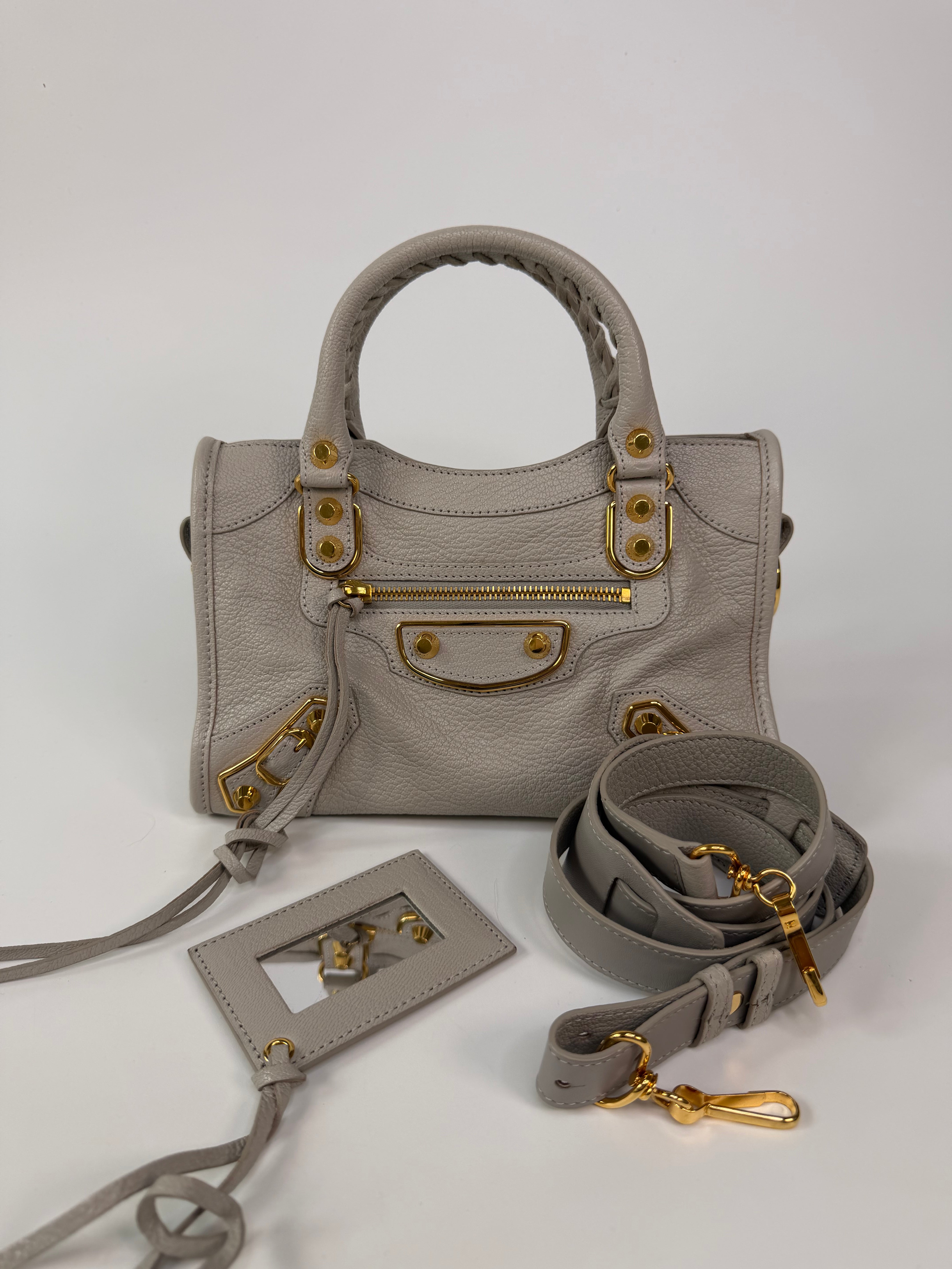 Balenciaga Le City Mini Bag In Grey Lambskin With Gold Hardware. 100% authentic and preloved in excellent condition