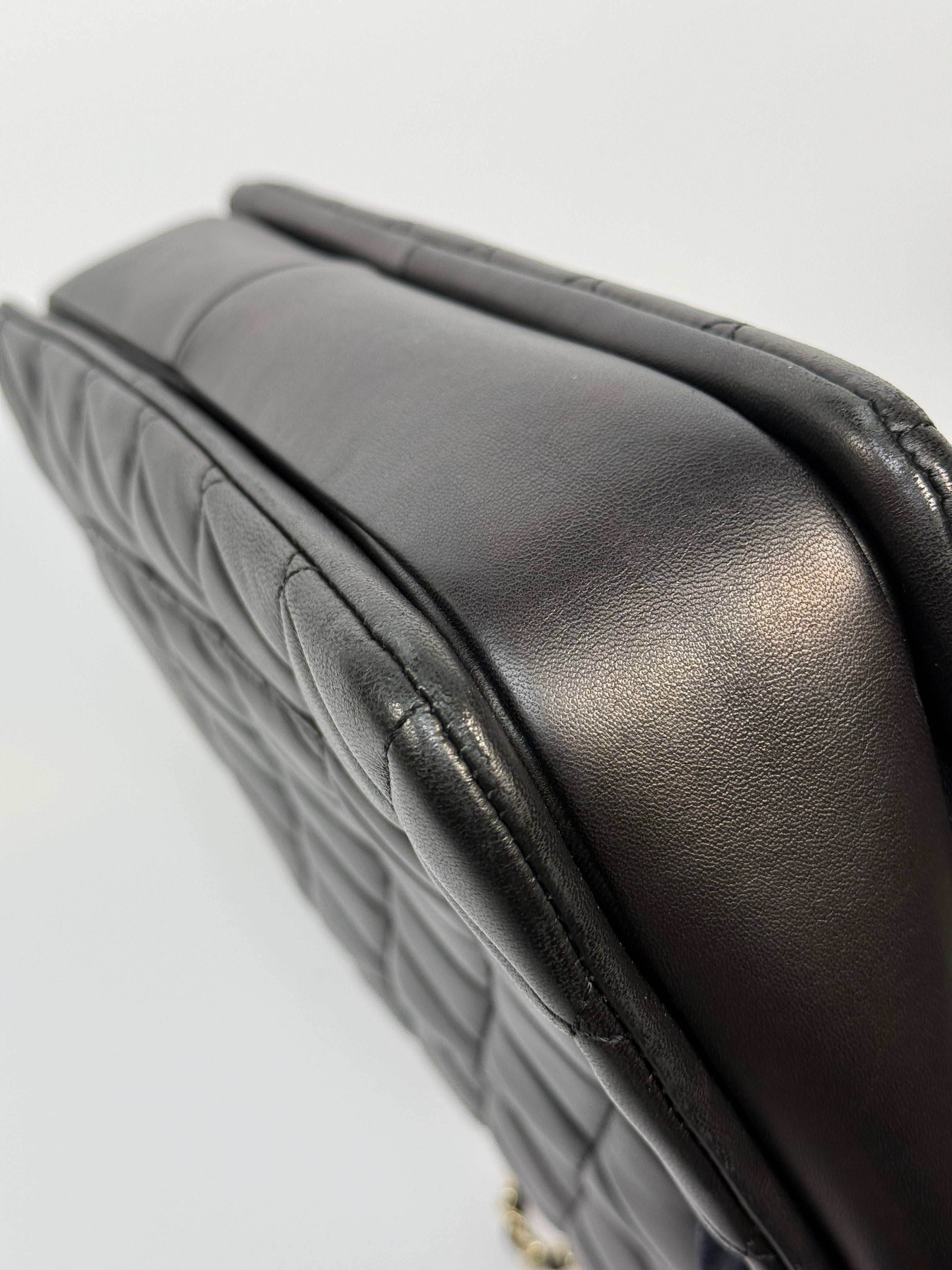 Chanel Large Trendy Top Handle Bag
Pre Loved & Authentic 