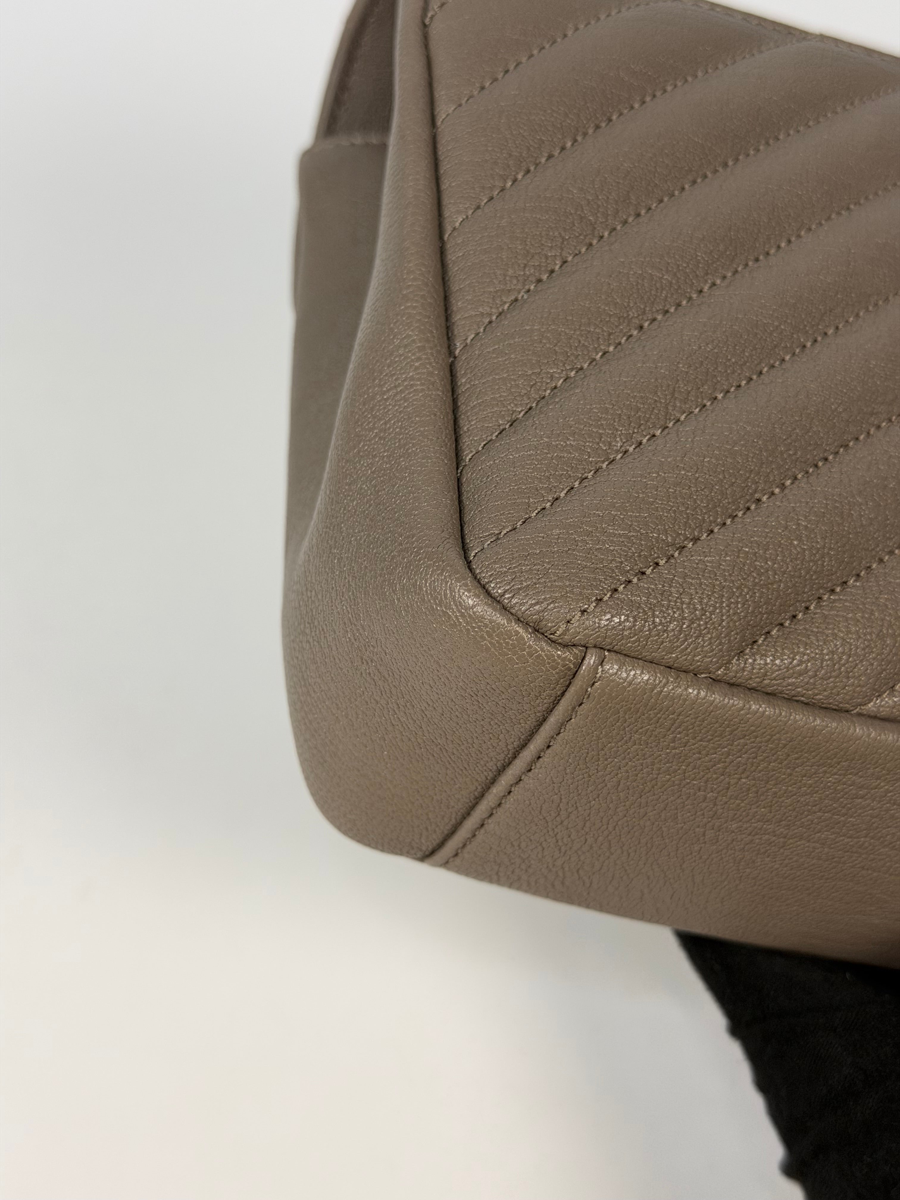 Saint Laurent Medium College Bag In Taupe Leather Gold Hardware. Authentic and preloved in new unused condition. Insured next day delivery. Verified by luxe cheshire