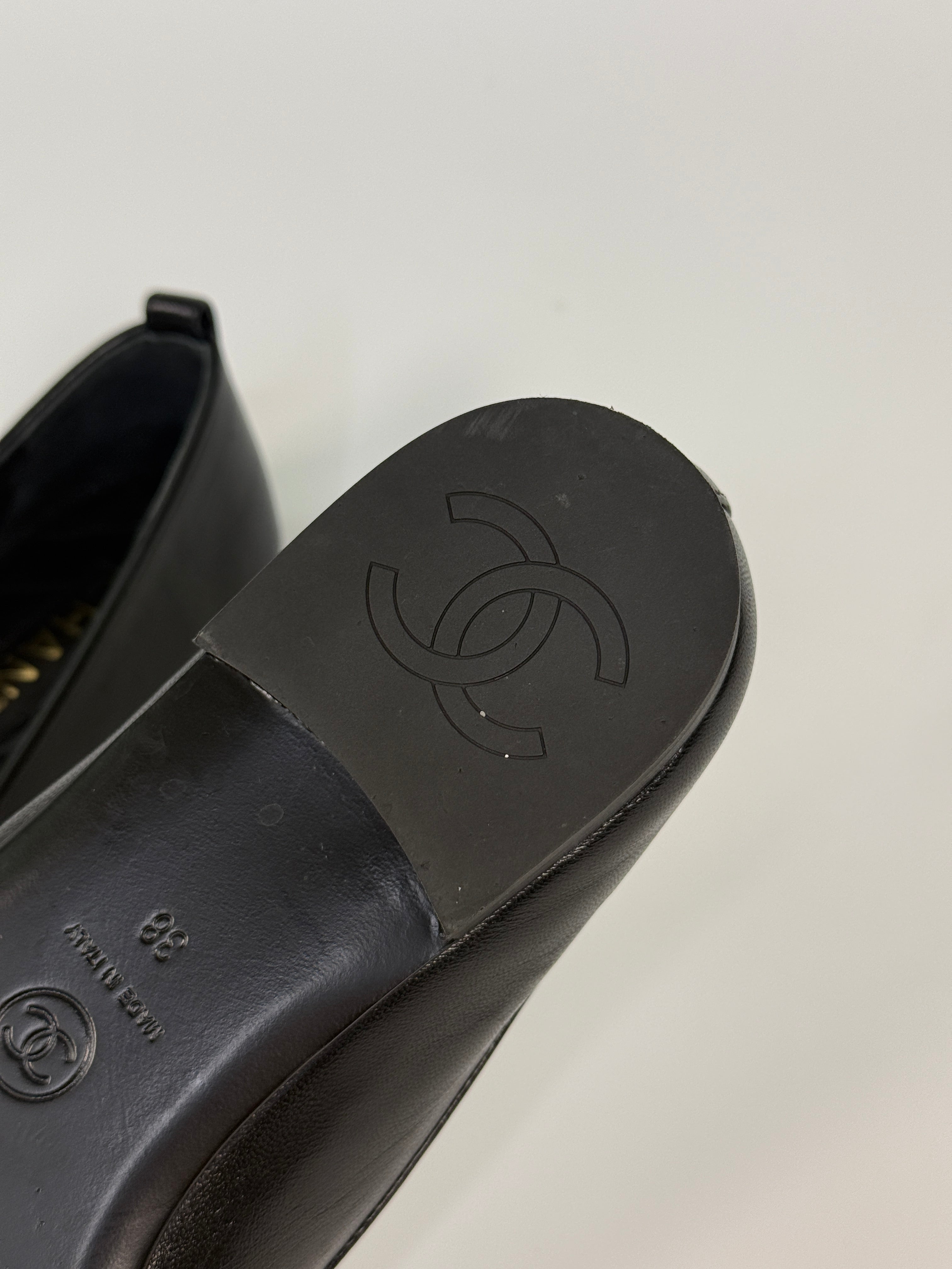 Chanel Ballet Pumps In Black Quilted Lambskin Leather (Size 38/UK5)