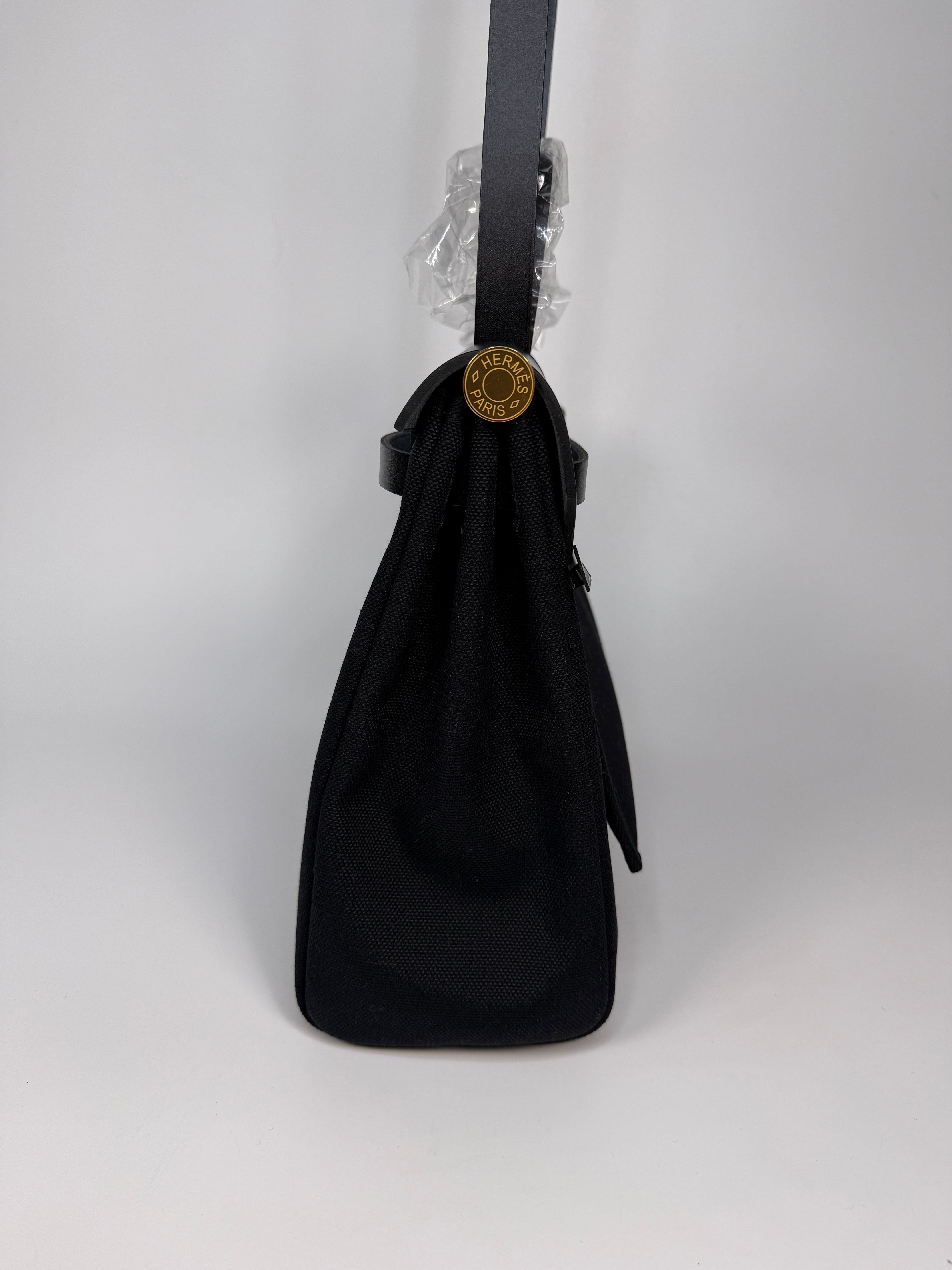 Hermès Herbag 31 Zip In Black With Gold Hardware