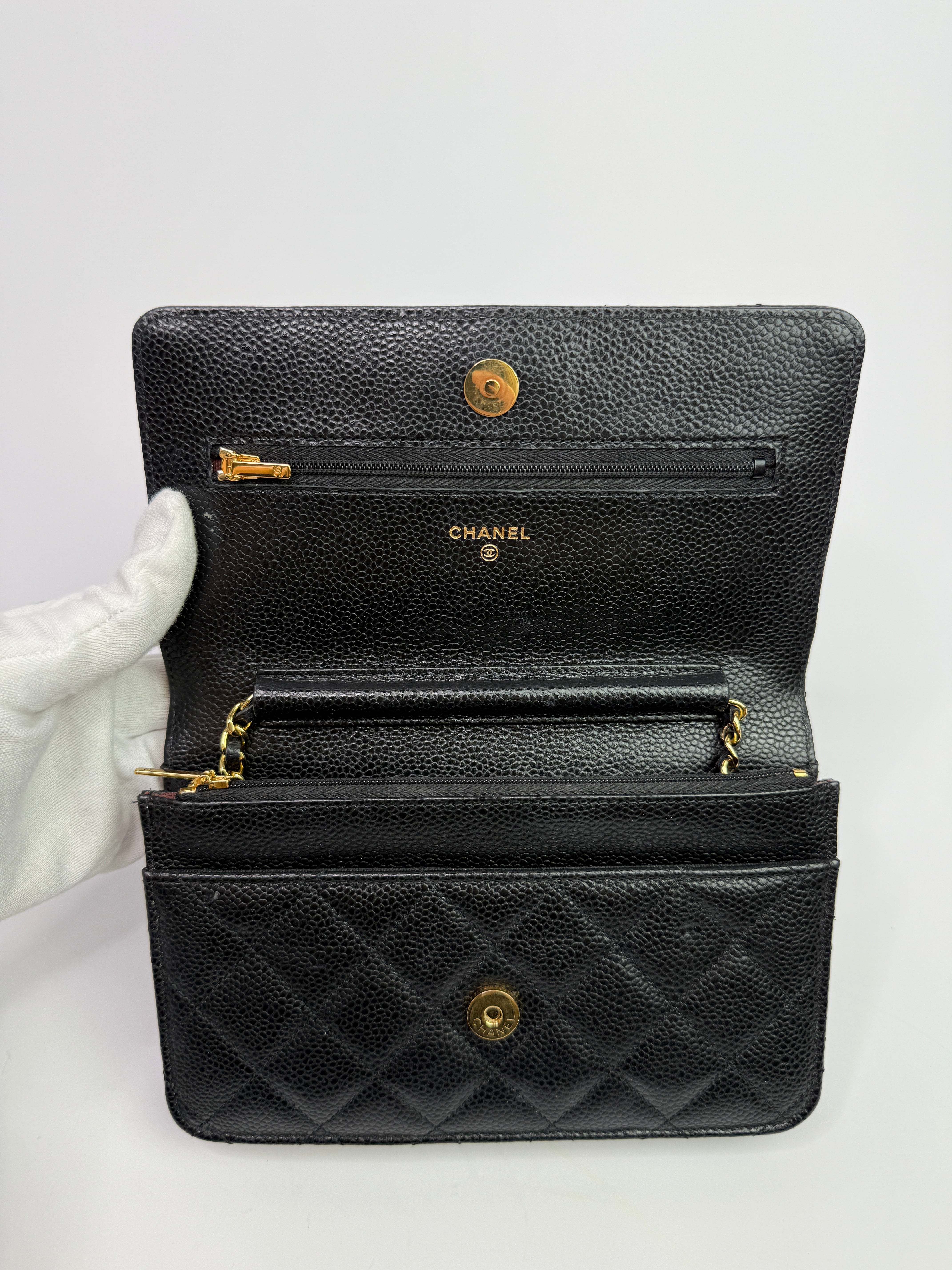 Chanel Wallet On Chain Black Caviar Leather With Gold Hardware
Pre Loved & Authentic 