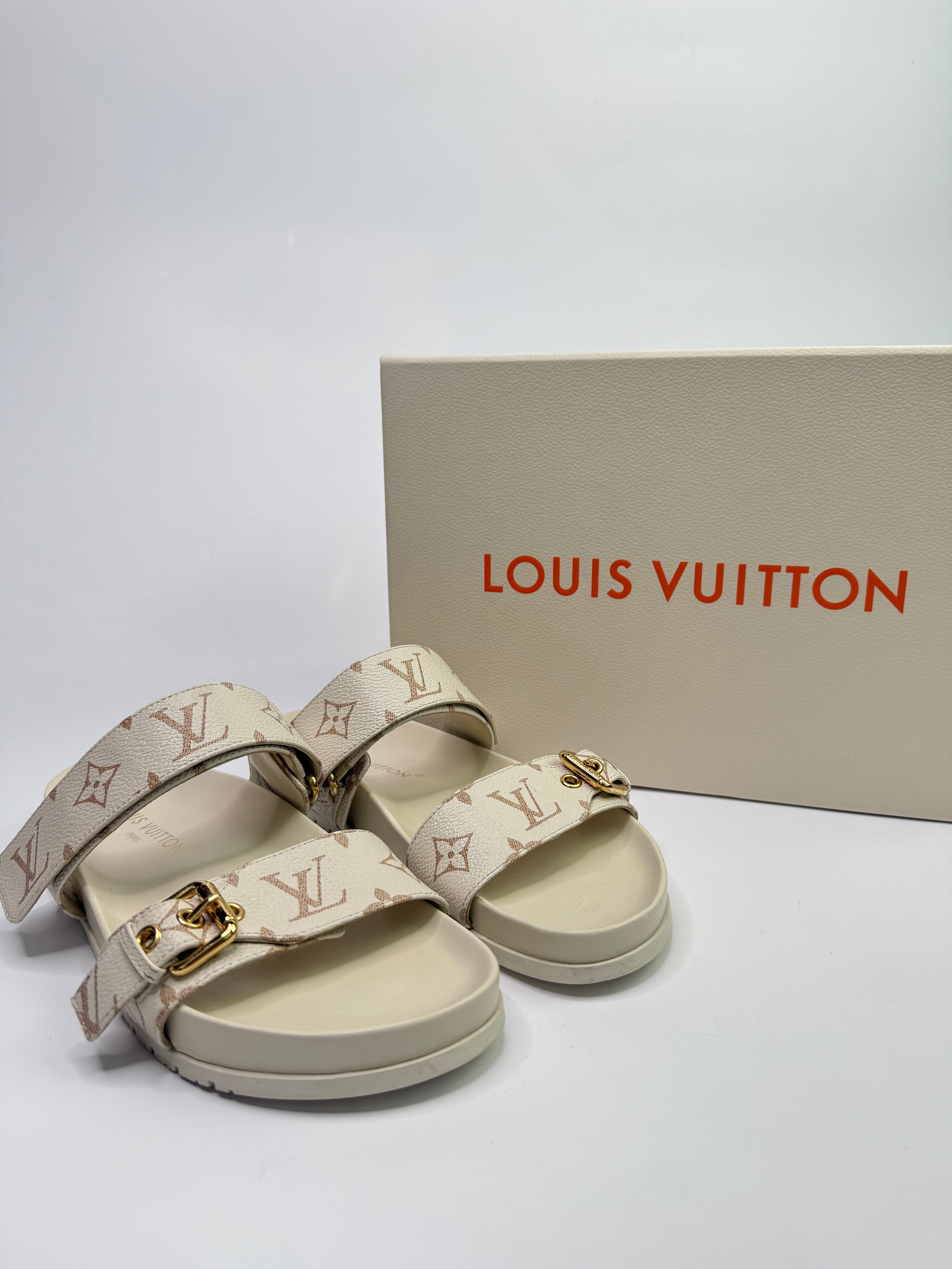 Louis Vuitton Bom Dia Flat  Mules (Size 40/UK7)