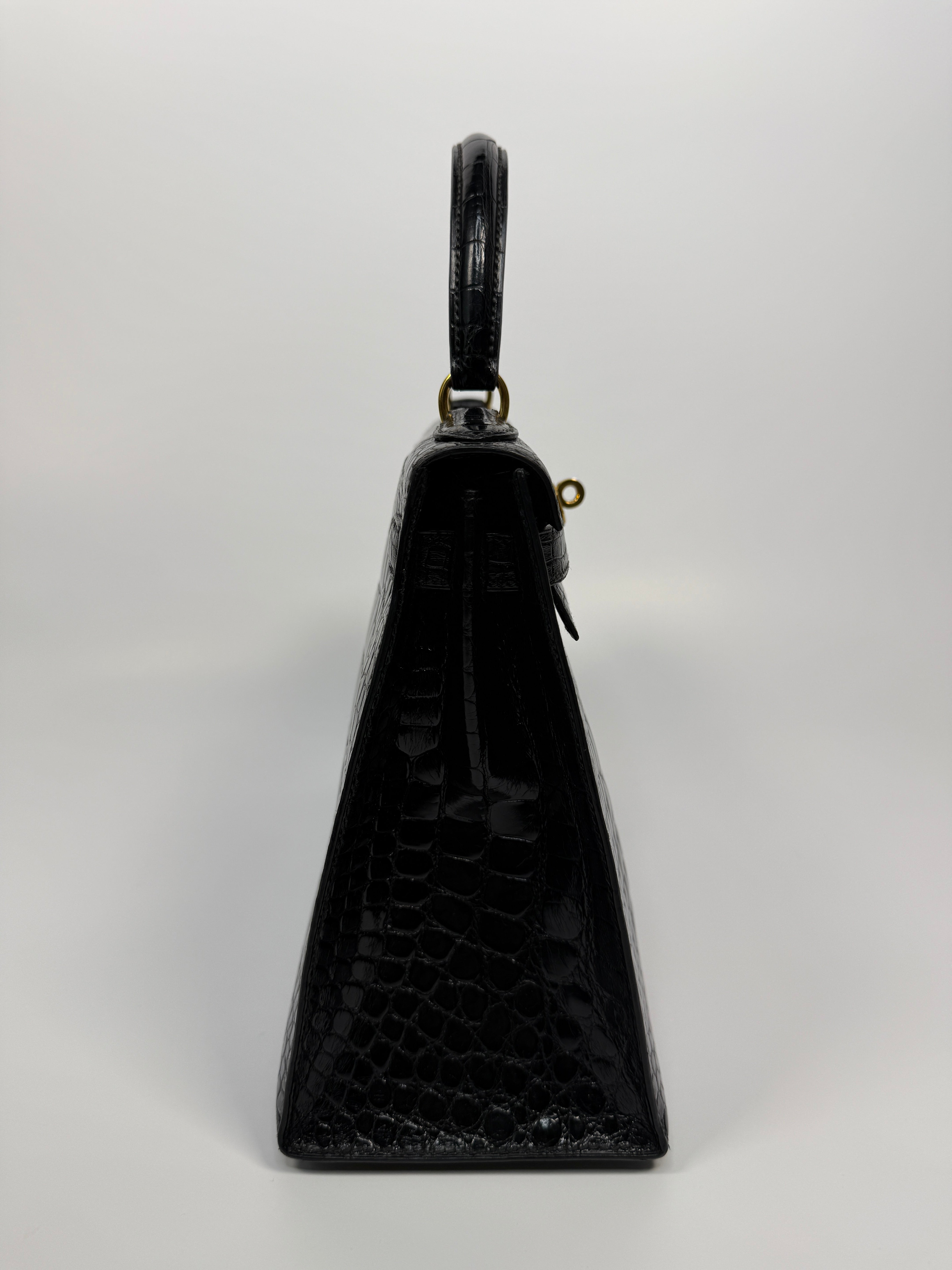 Hermès Vintage Kelly 28 In Shiny Black Crocodile With Gold Hardware Authentic