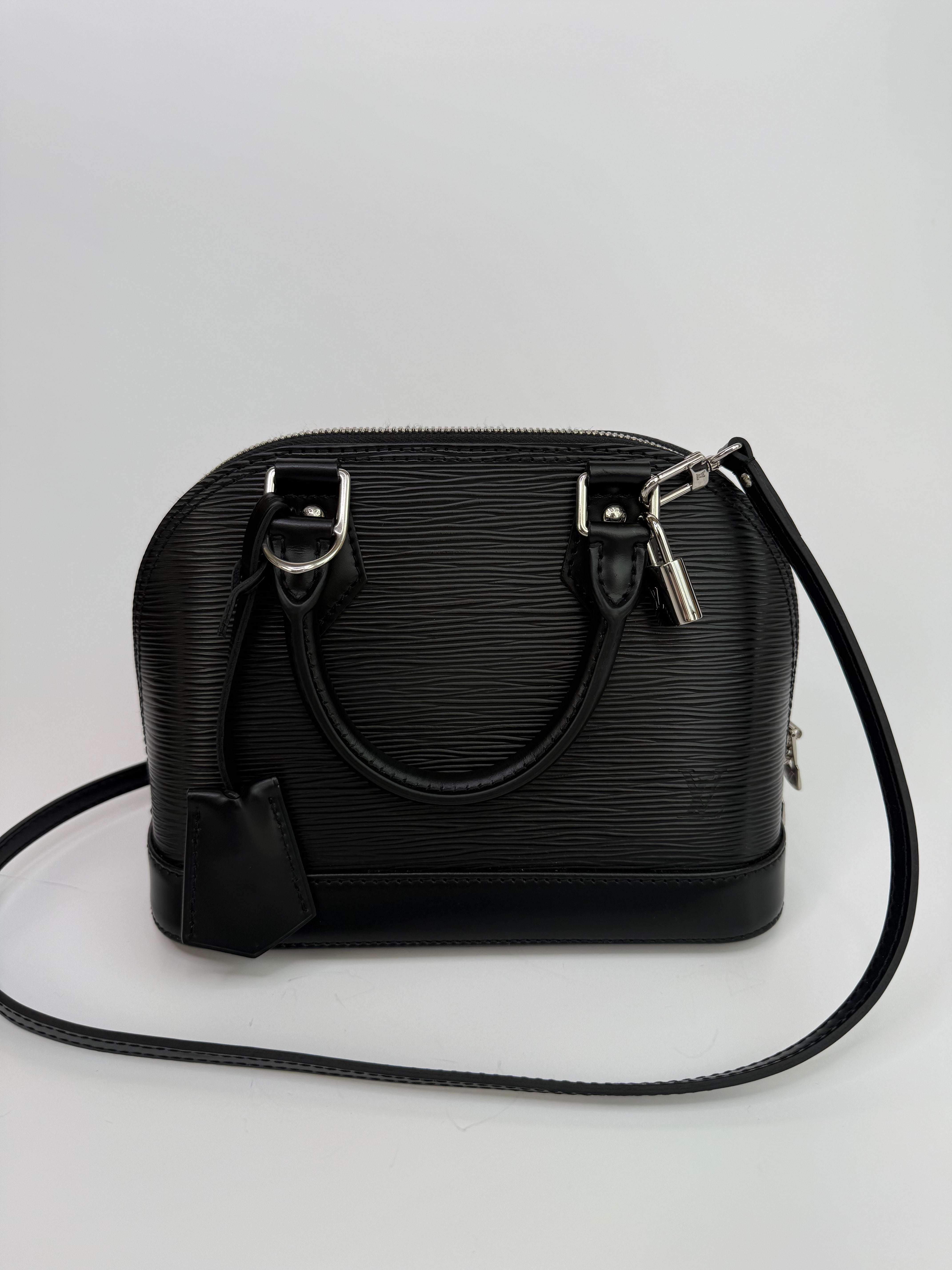 Louis Vuitton Alma BB Bag