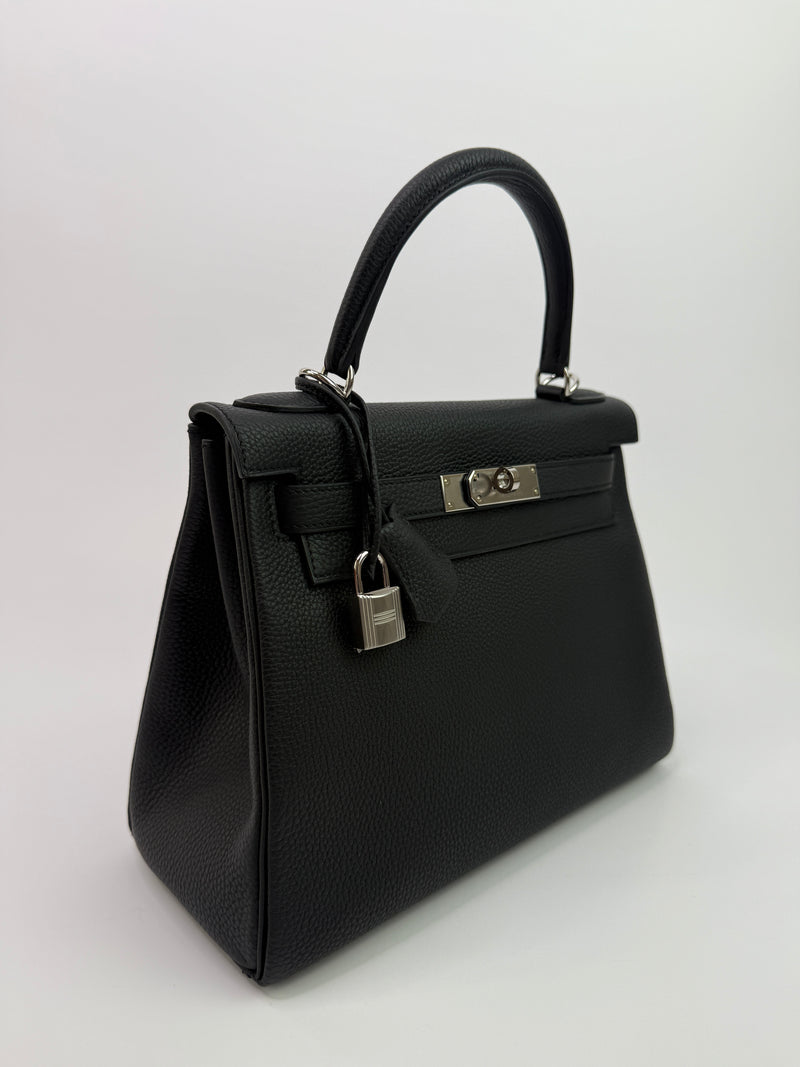 Hermès Kelly 28 Retourne Black Togo Leather With Palladium Hardware