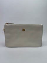Chanel 22 Medium In White Calfskin Leather With GHW