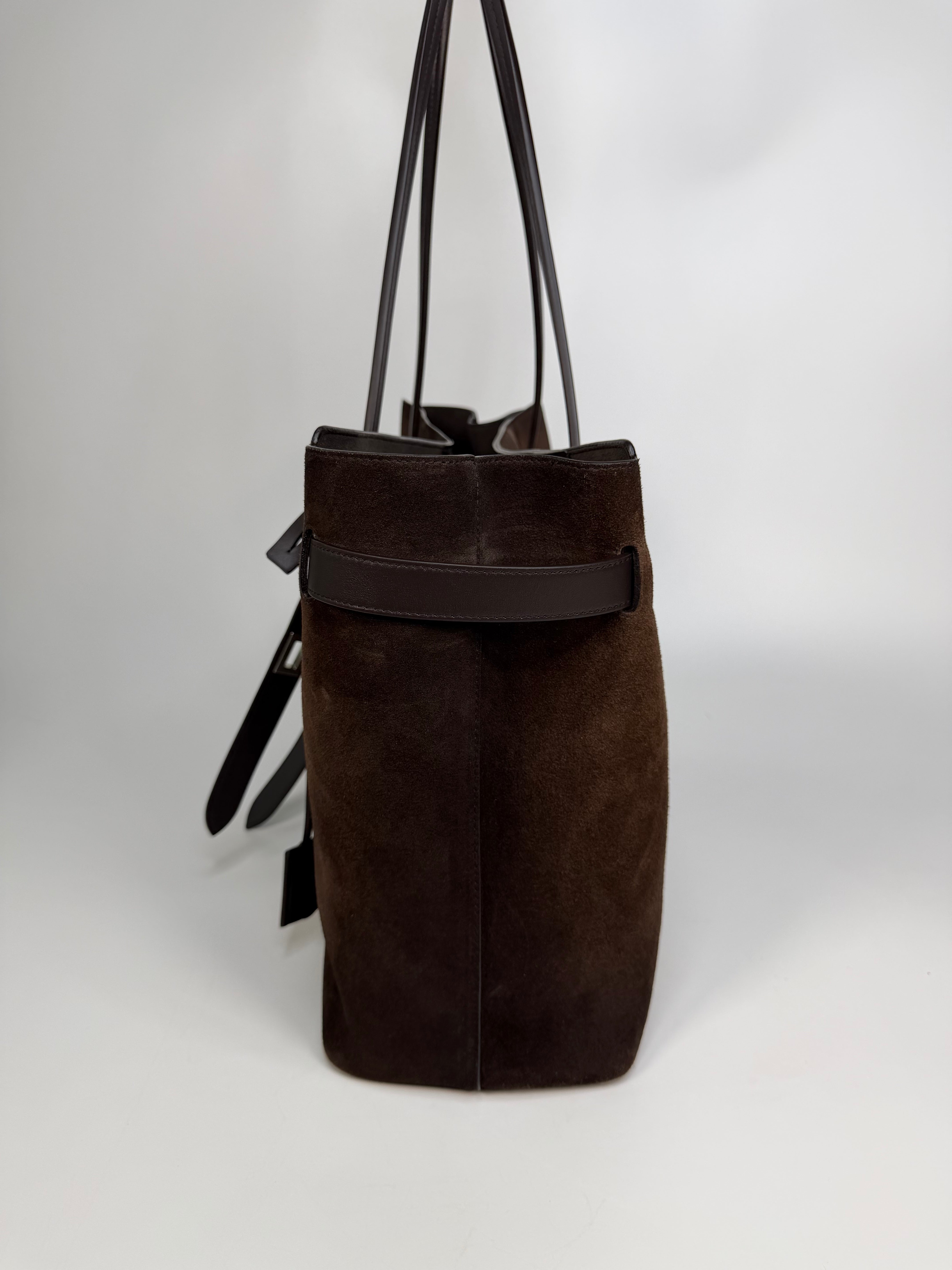 Balenciaga Bel Air Tote In Light Espresso Suede Calfskin With Silver Hardware. Authentic and preloved in excellent condition