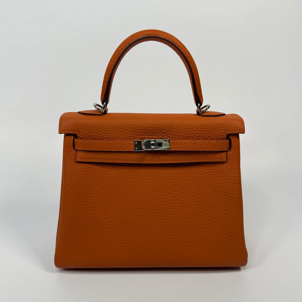 Hermès Kelly 25 In Orange Togo Leather With PHW