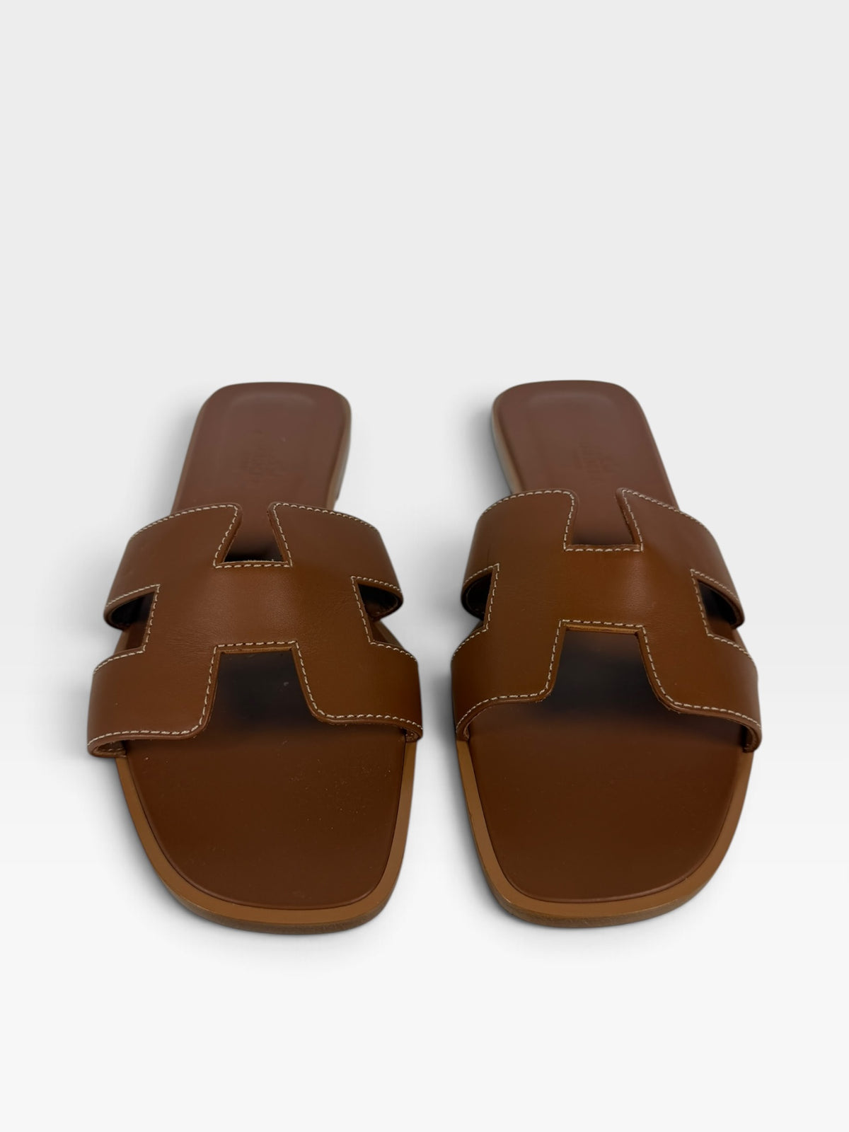 Hermès Oran Sandals in Gold (Size 37.5 /UK 4.5) 100% authentic and preloved in excellent condition