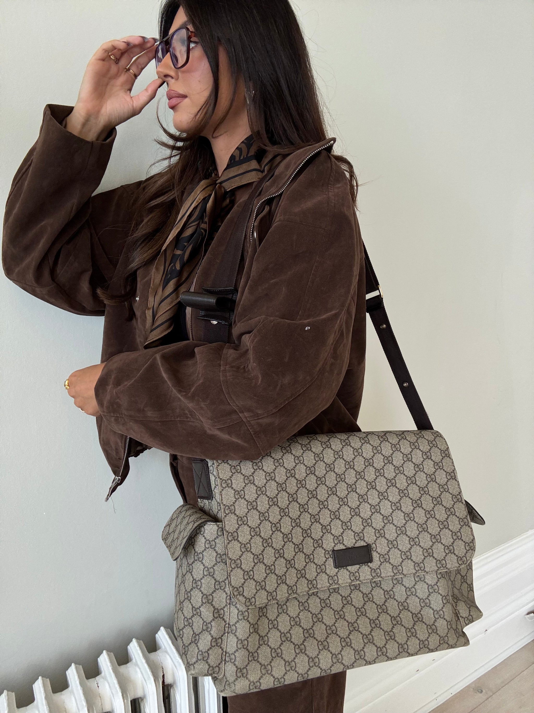 Gucci GG Supreme Medium Baby Changing Bag
Pre Loved & Authentic 