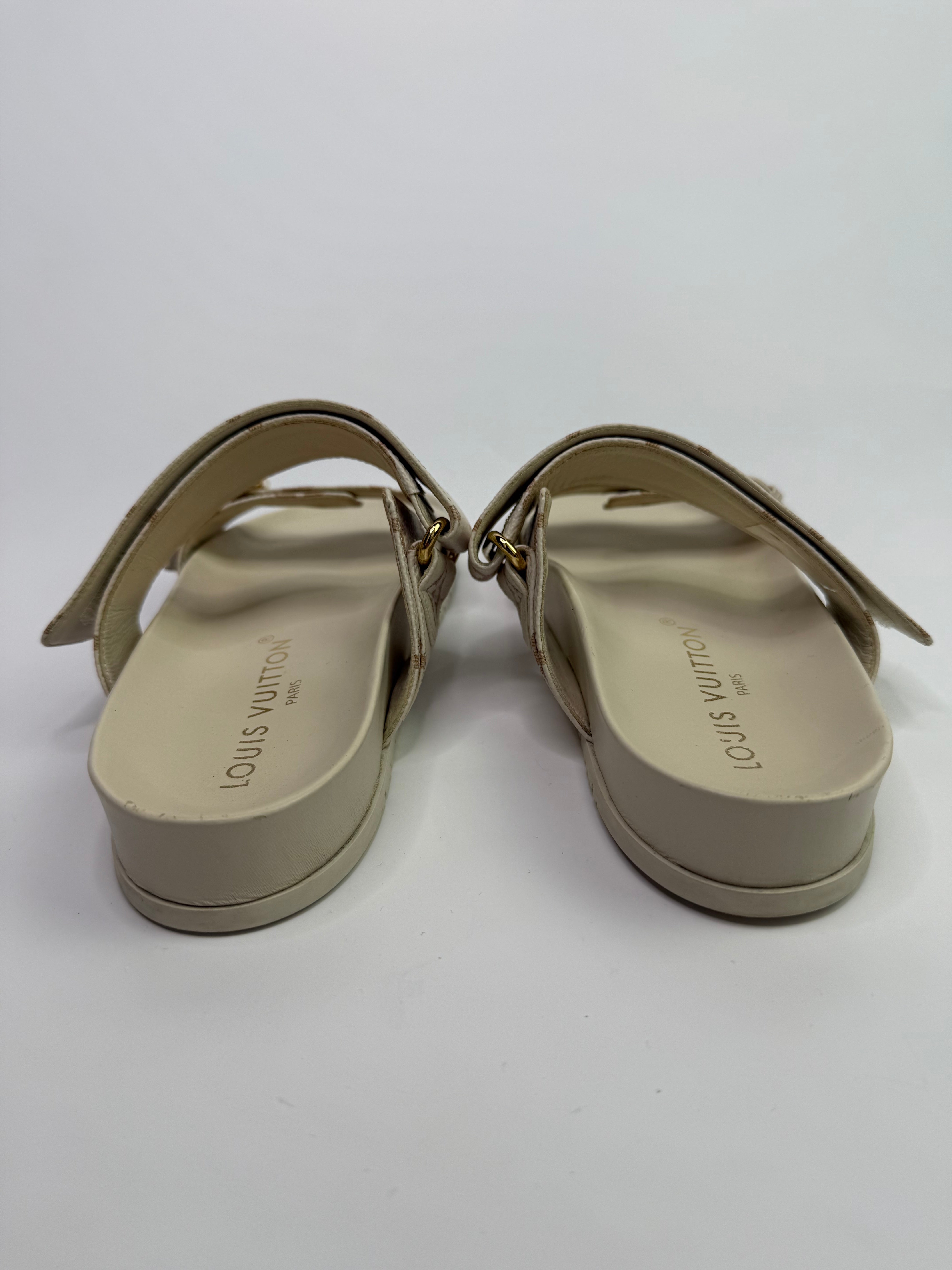 Louis Vuitton Bom Dia Flat  Mules (Size 40/UK7)