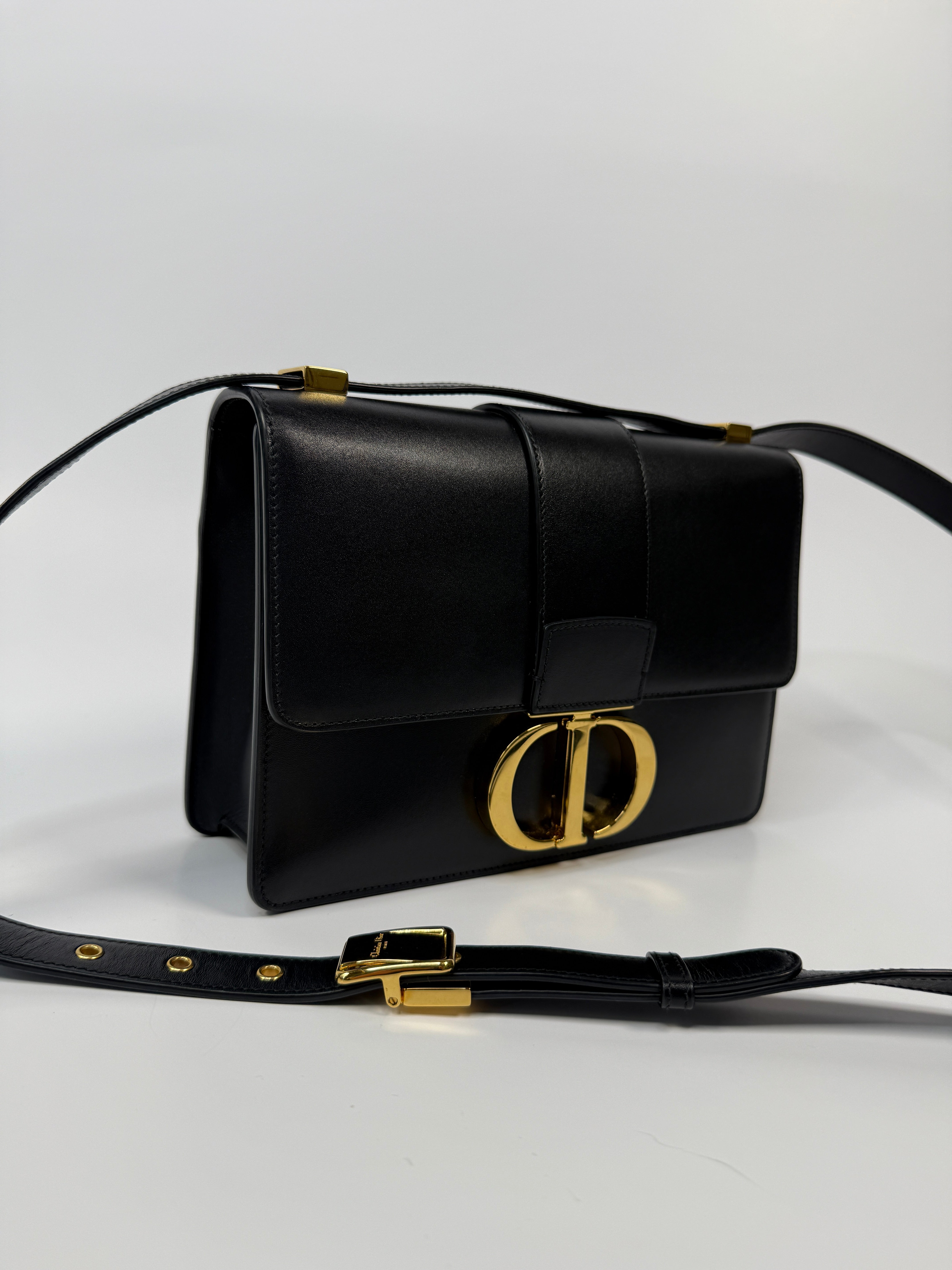Christian Dior 30 Montaigne Bag
Pre Loved & Authentic 