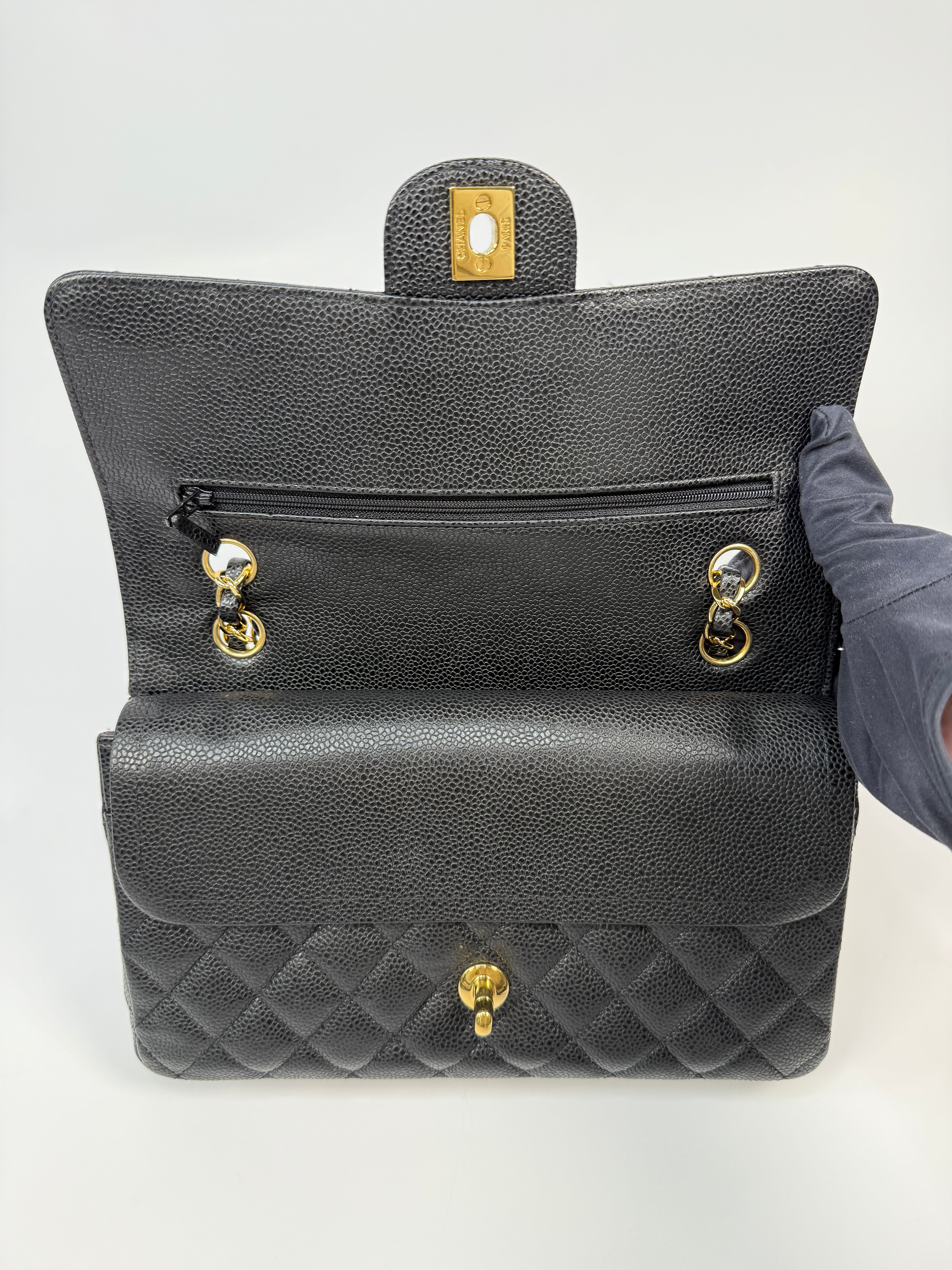 Chanel Medium Classic Double Flap Black Caviar With GHW